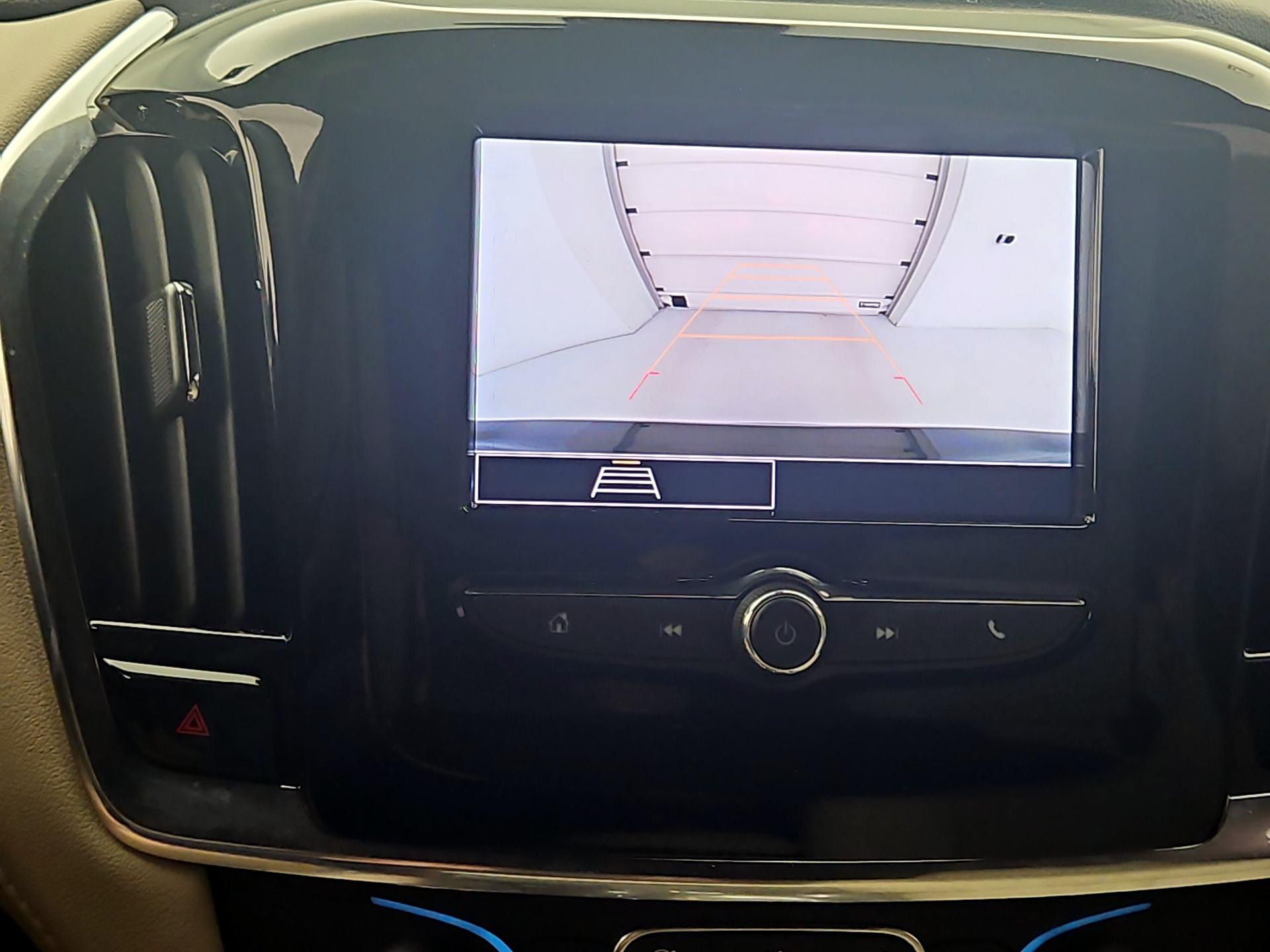 Thumbnail: 2023 Chevrolet Traverse - 14