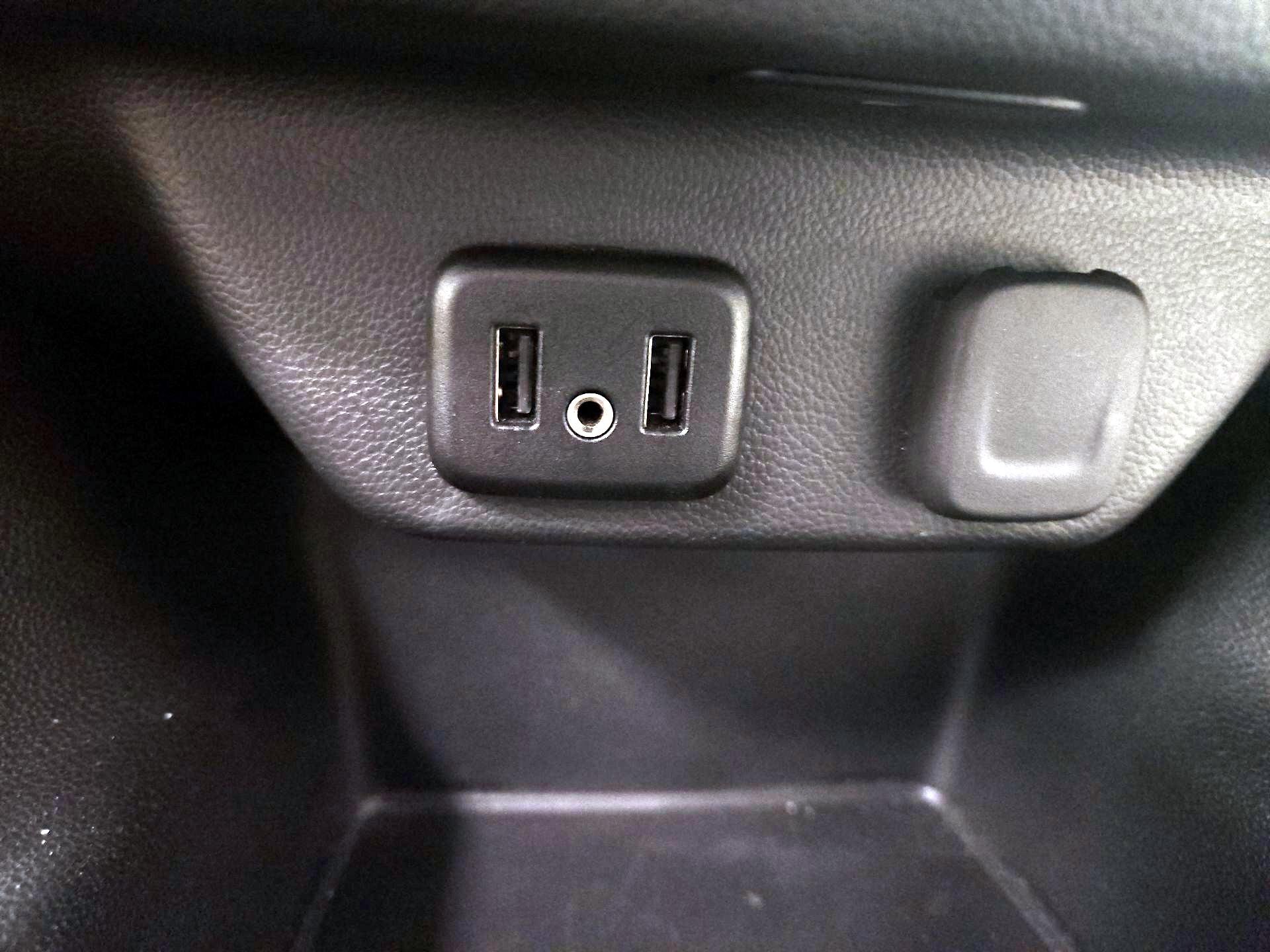 Thumbnail: 2023 Chevrolet Traverse - 18