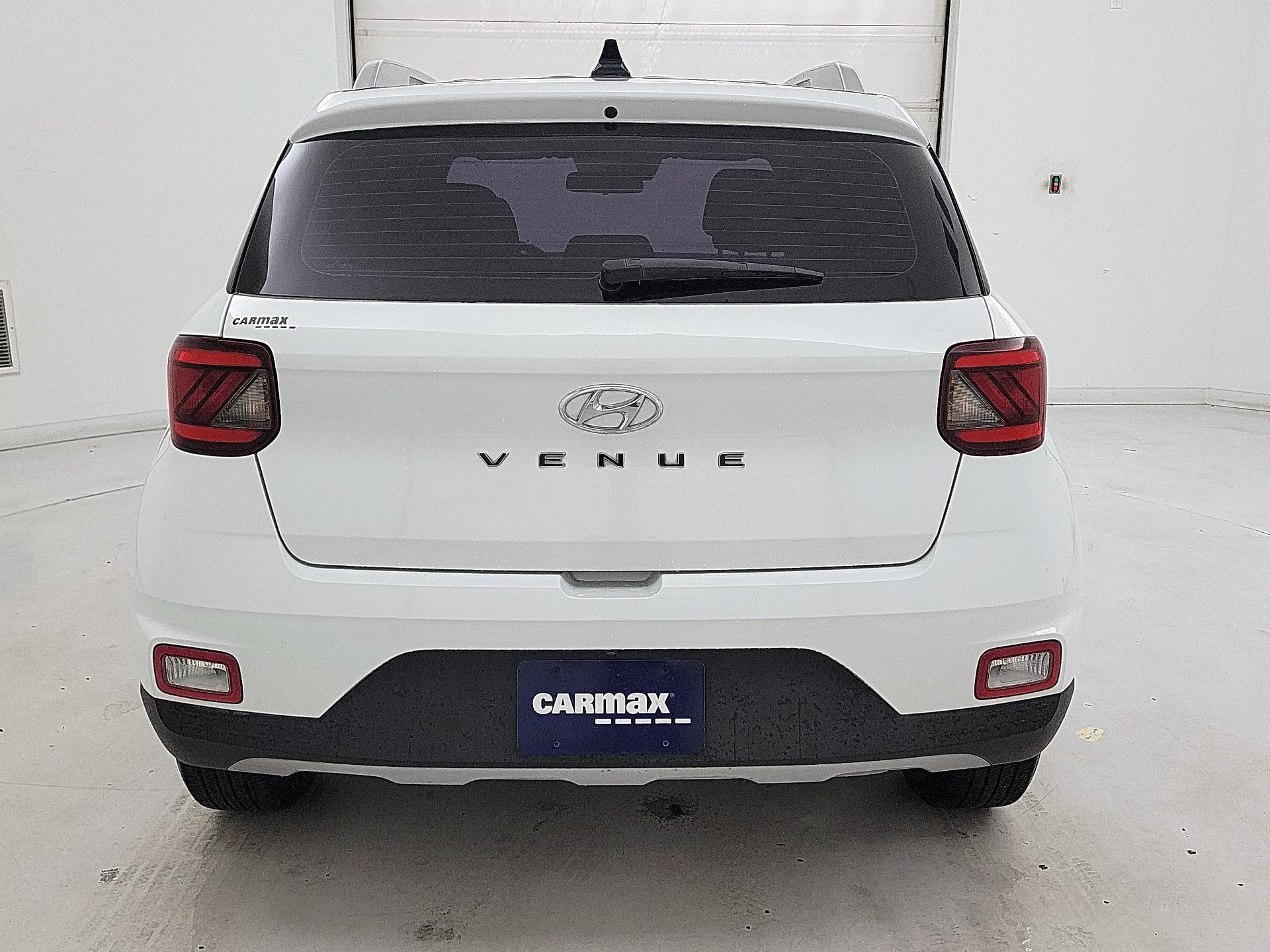 Thumbnail: 2022 Hyundai Venue - 6