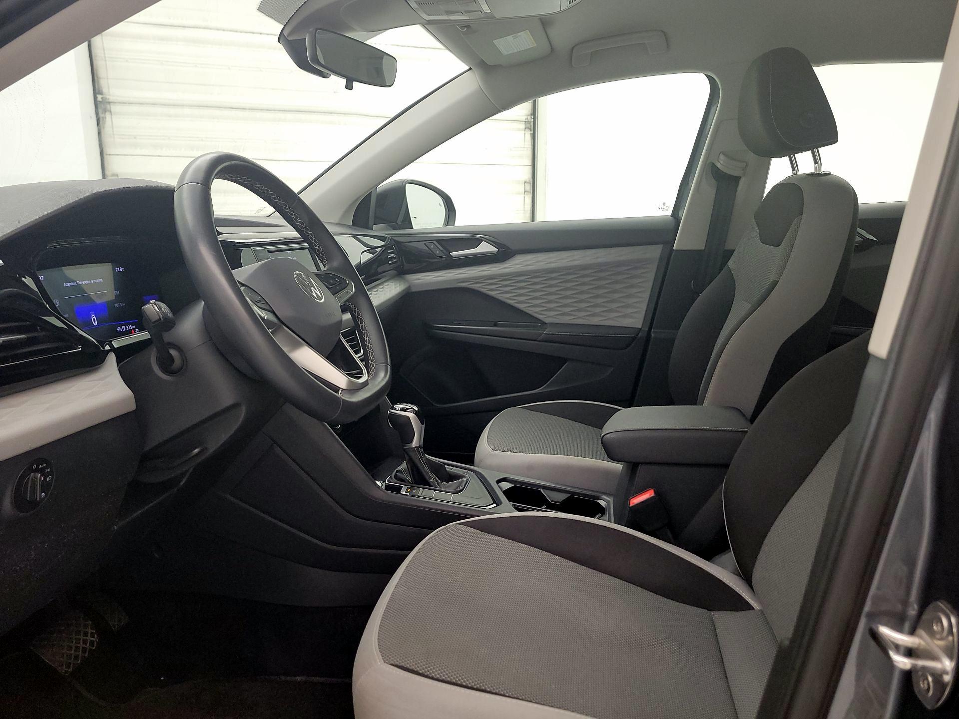 Thumbnail: 2024 Volkswagen Taos - 11