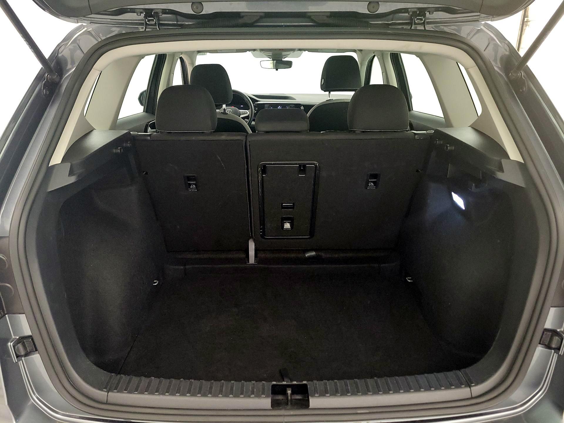 Thumbnail: 2024 Volkswagen Taos - 20