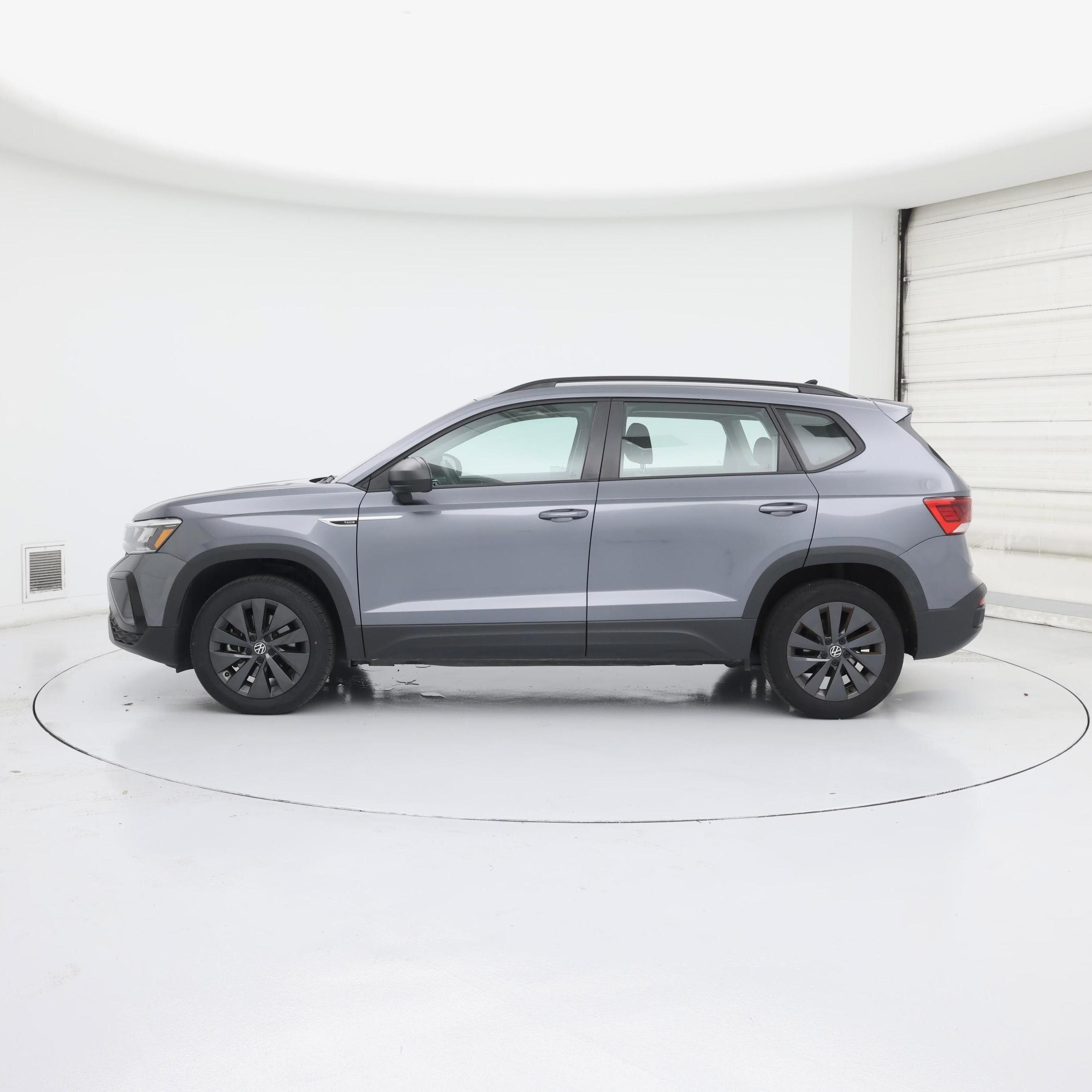 Thumbnail: 2024 Volkswagen Taos - 3