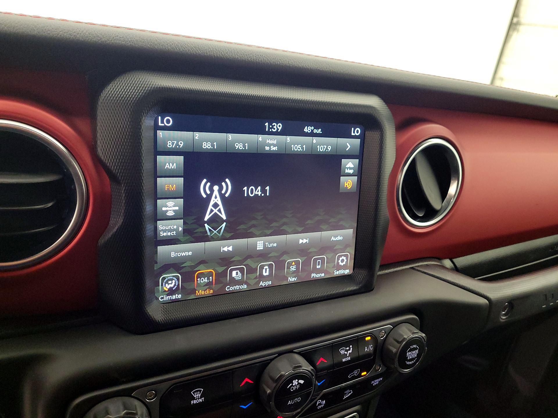 Thumbnail: 2021 Jeep Wrangler - 15