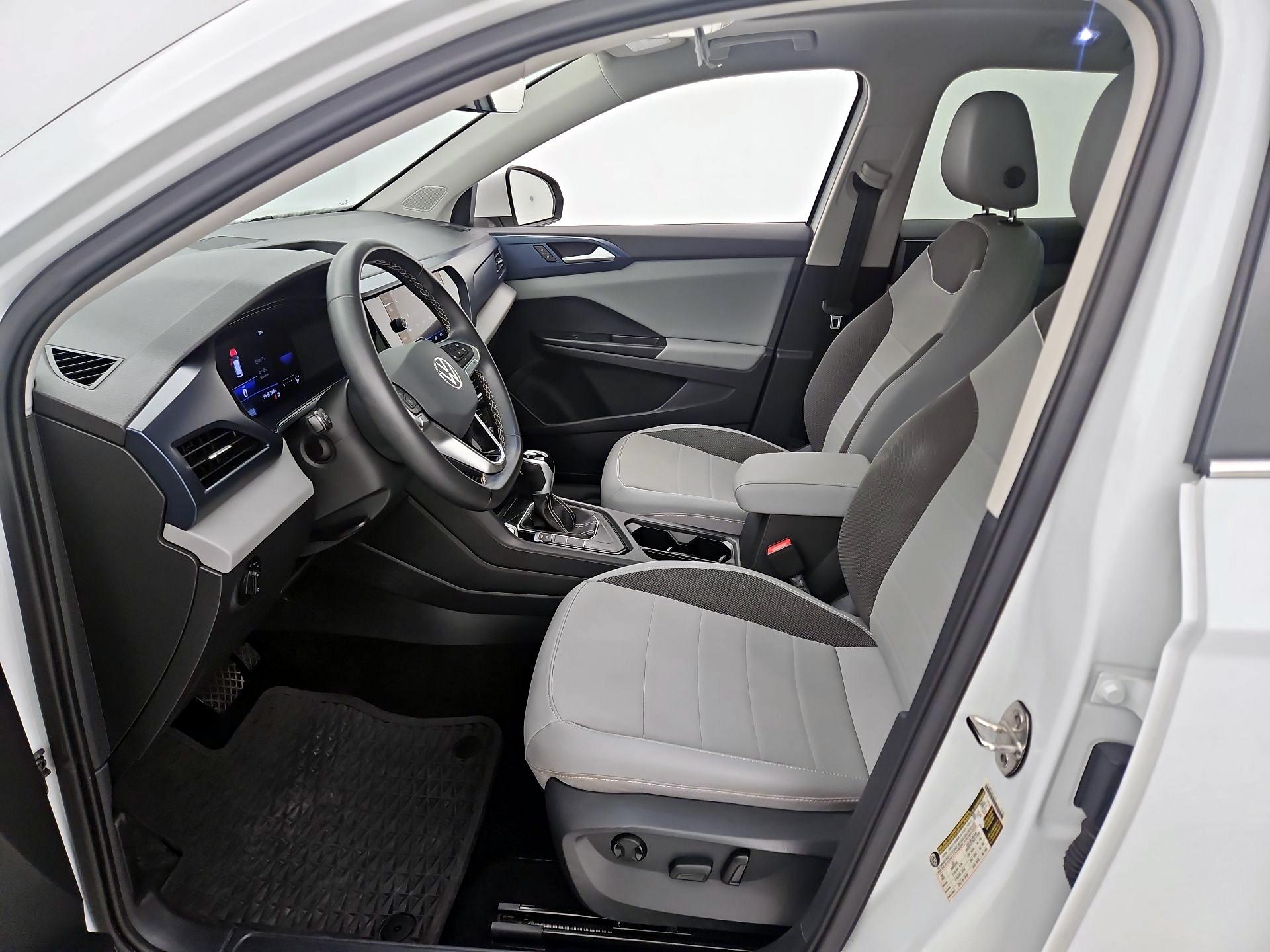 Thumbnail: 2023 Volkswagen Taos - 11