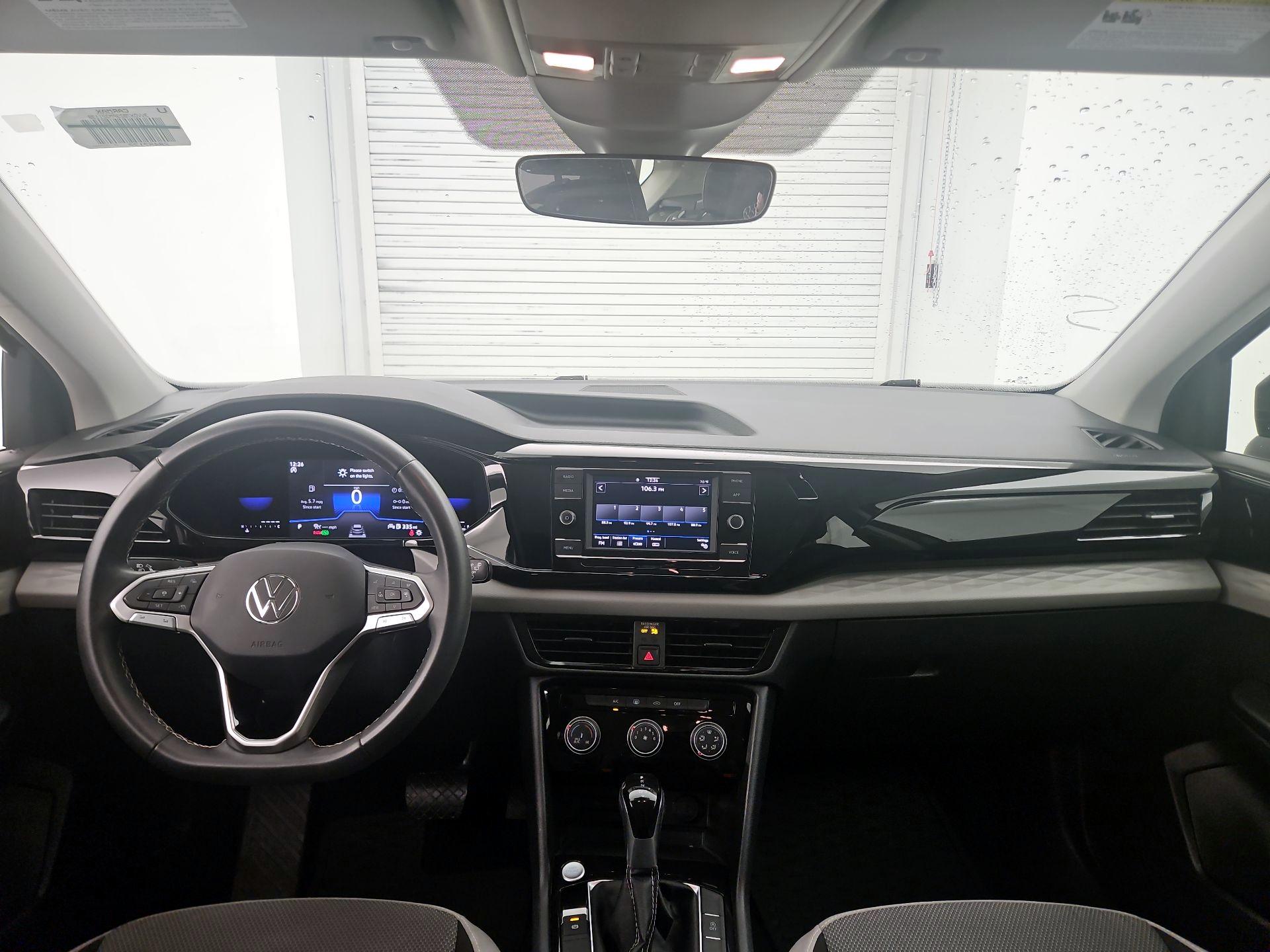 Thumbnail: 2023 Volkswagen Taos - 9
