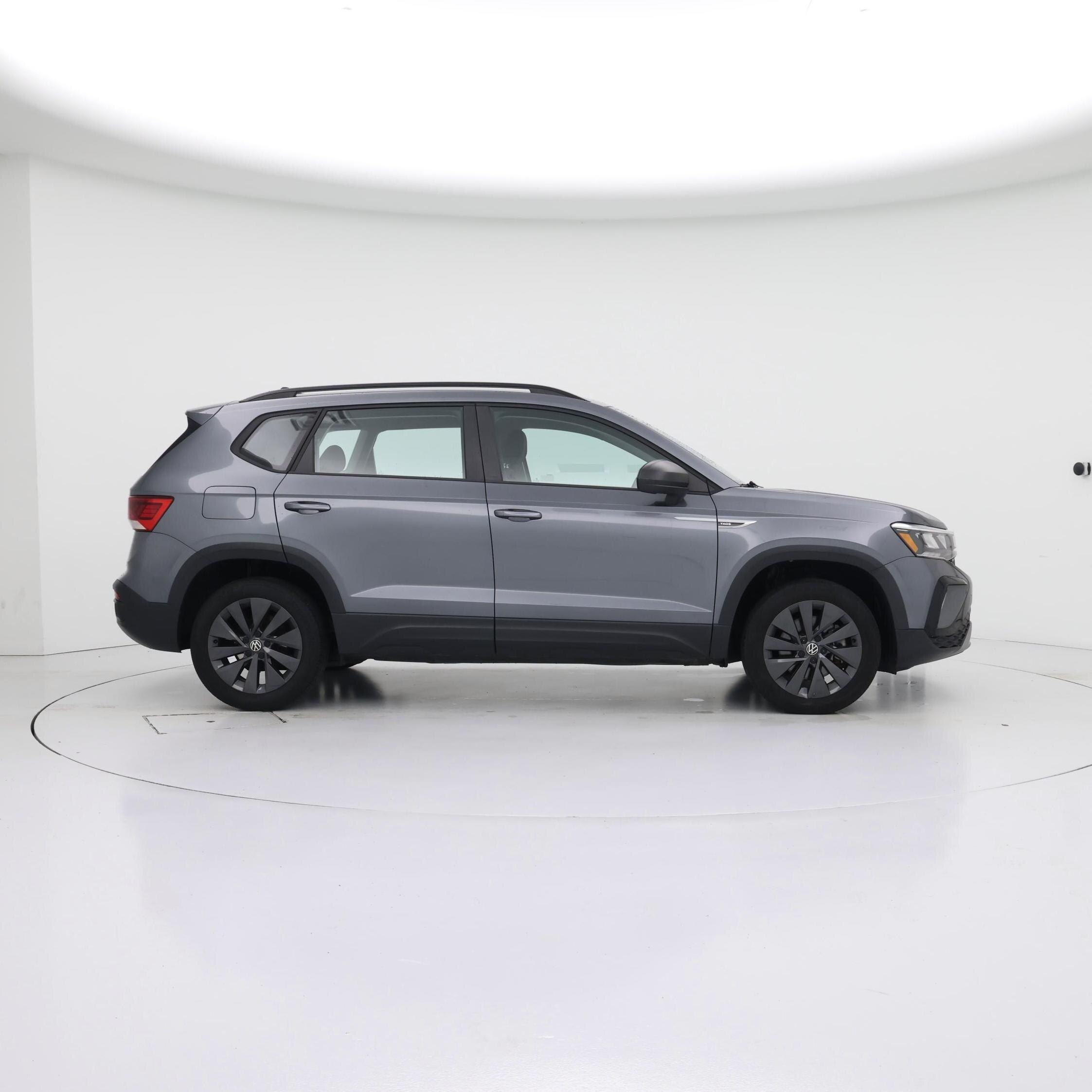 Thumbnail: 2023 Volkswagen Taos - 7