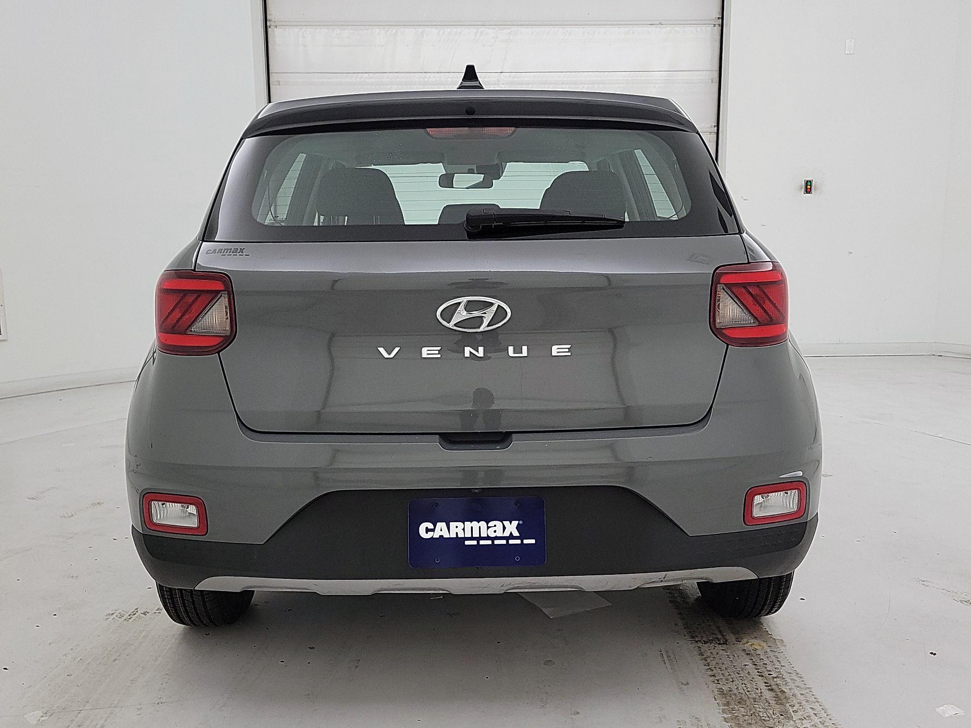 Thumbnail: 2021 Hyundai Venue - 6