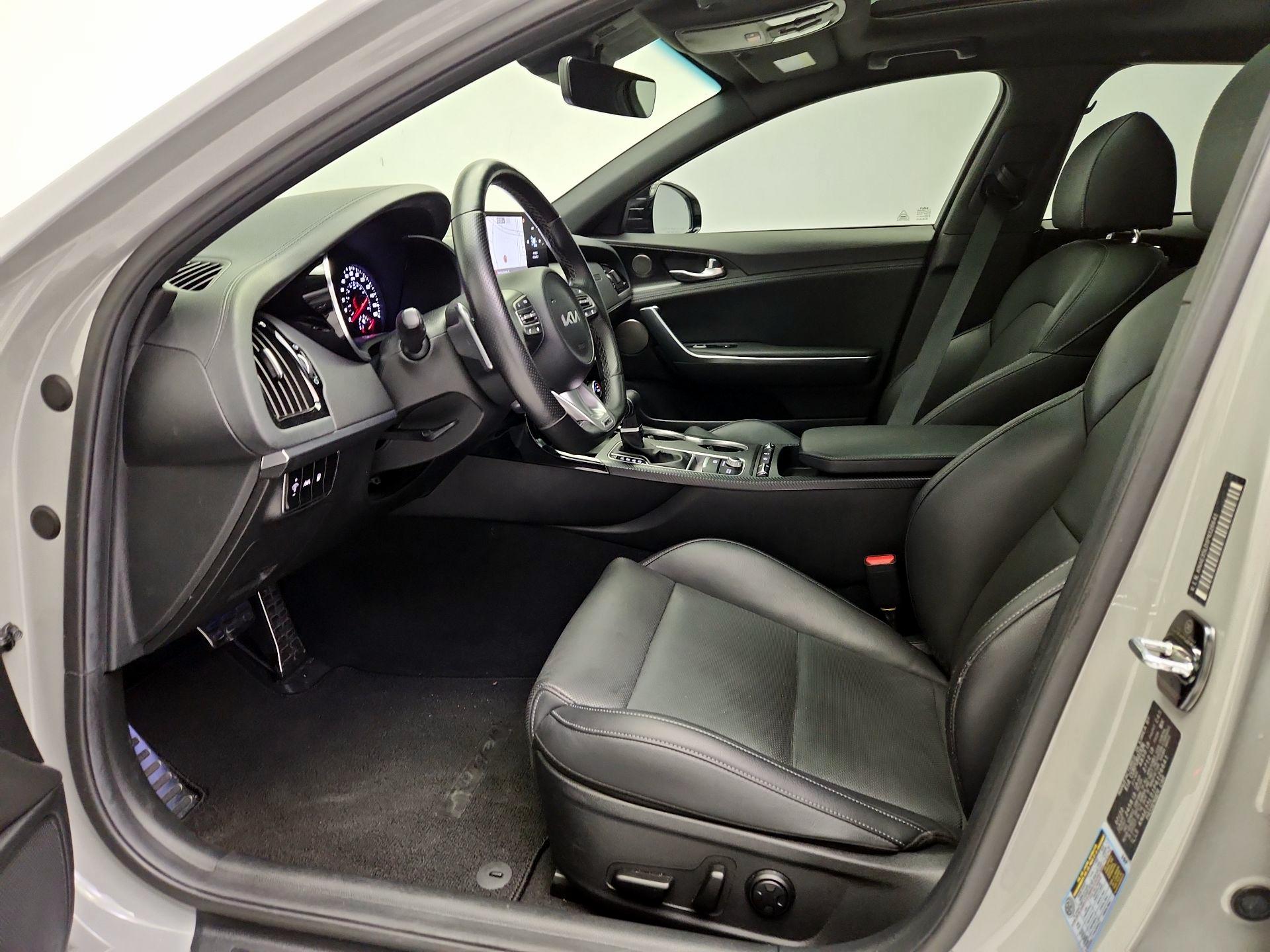 Thumbnail: 2023 Kia Stinger - 11