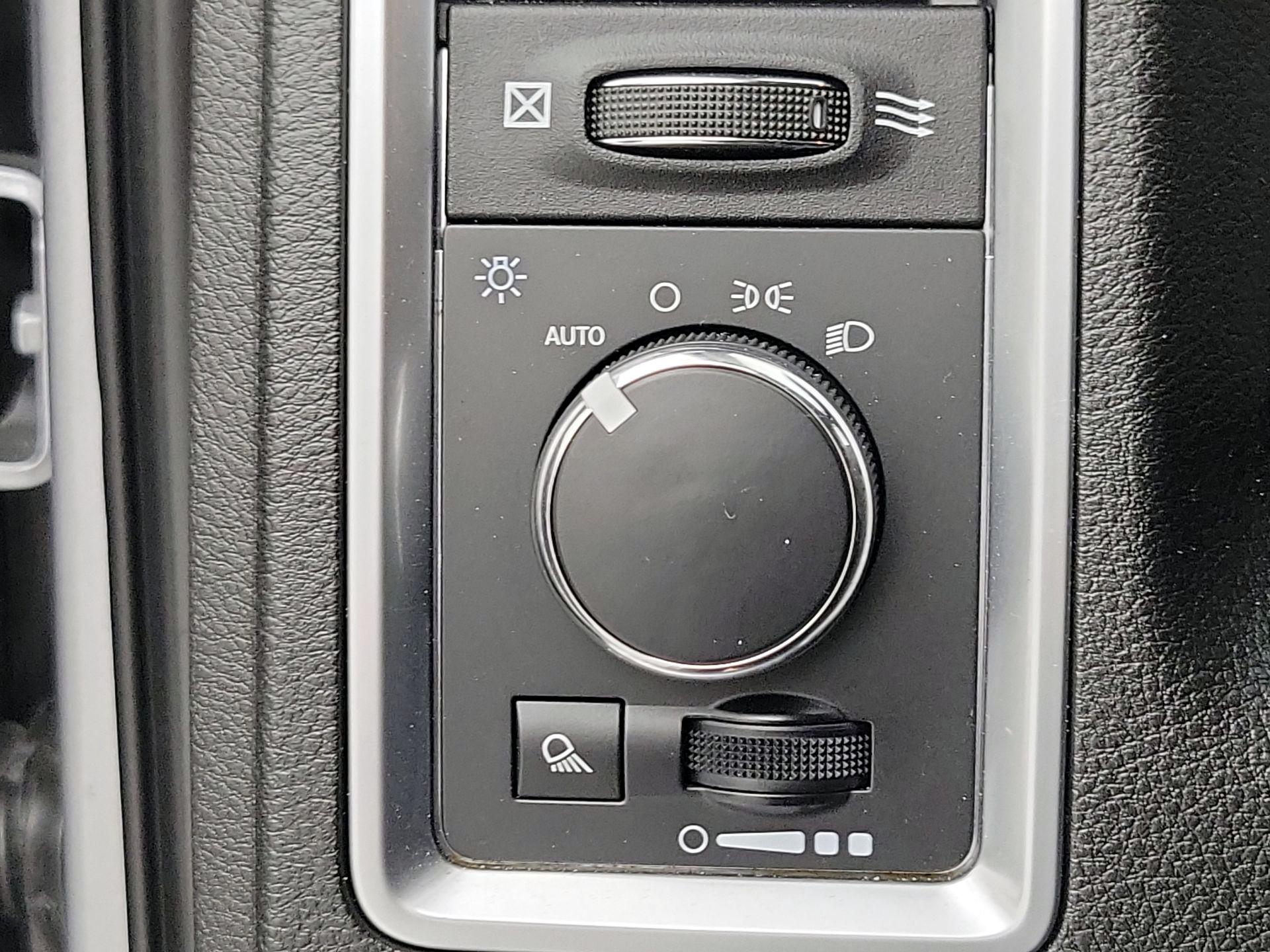 Thumbnail: 2024 RAM 1500 Classic - 13