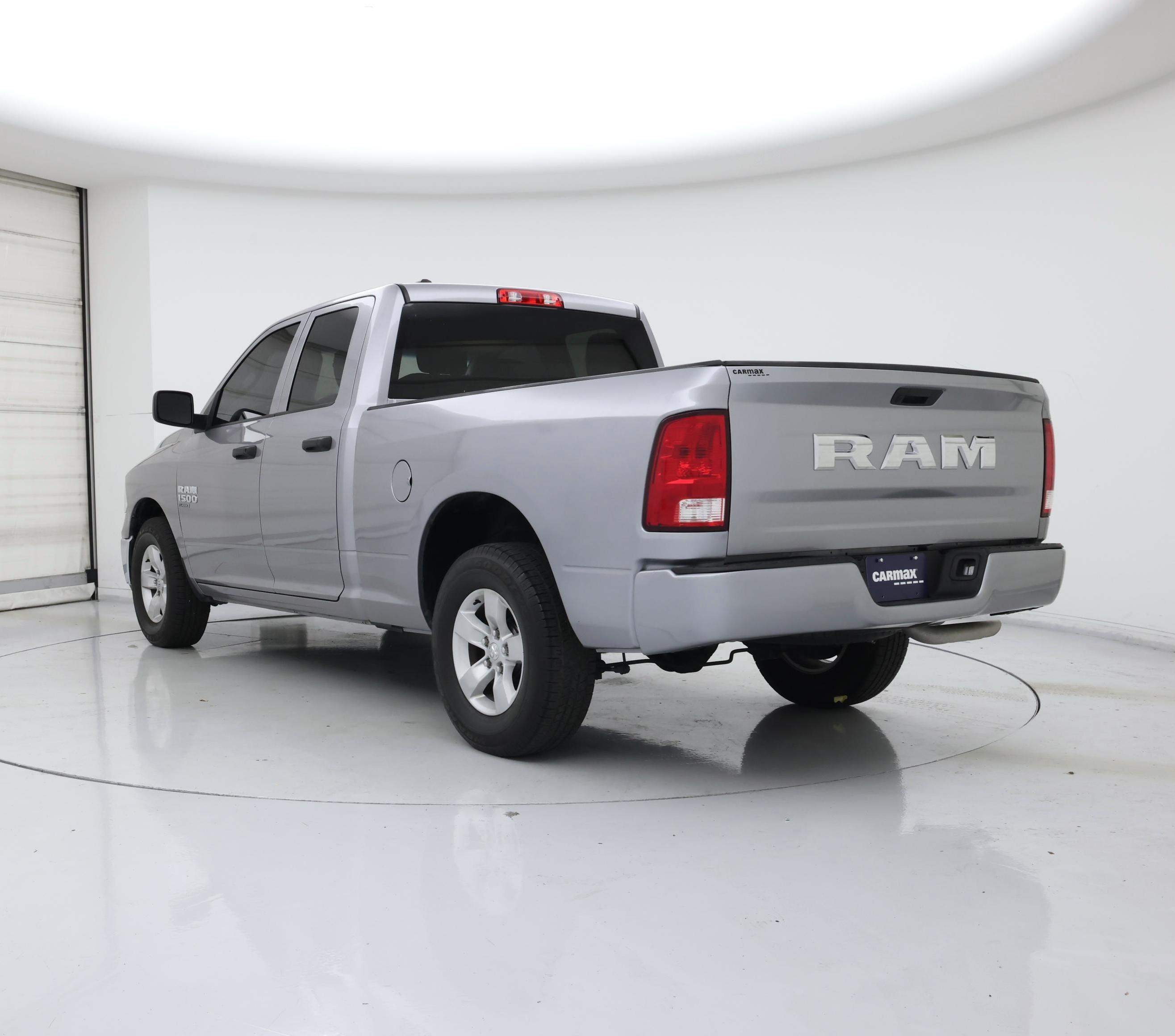 Thumbnail: 2024 RAM 1500 Classic - 2