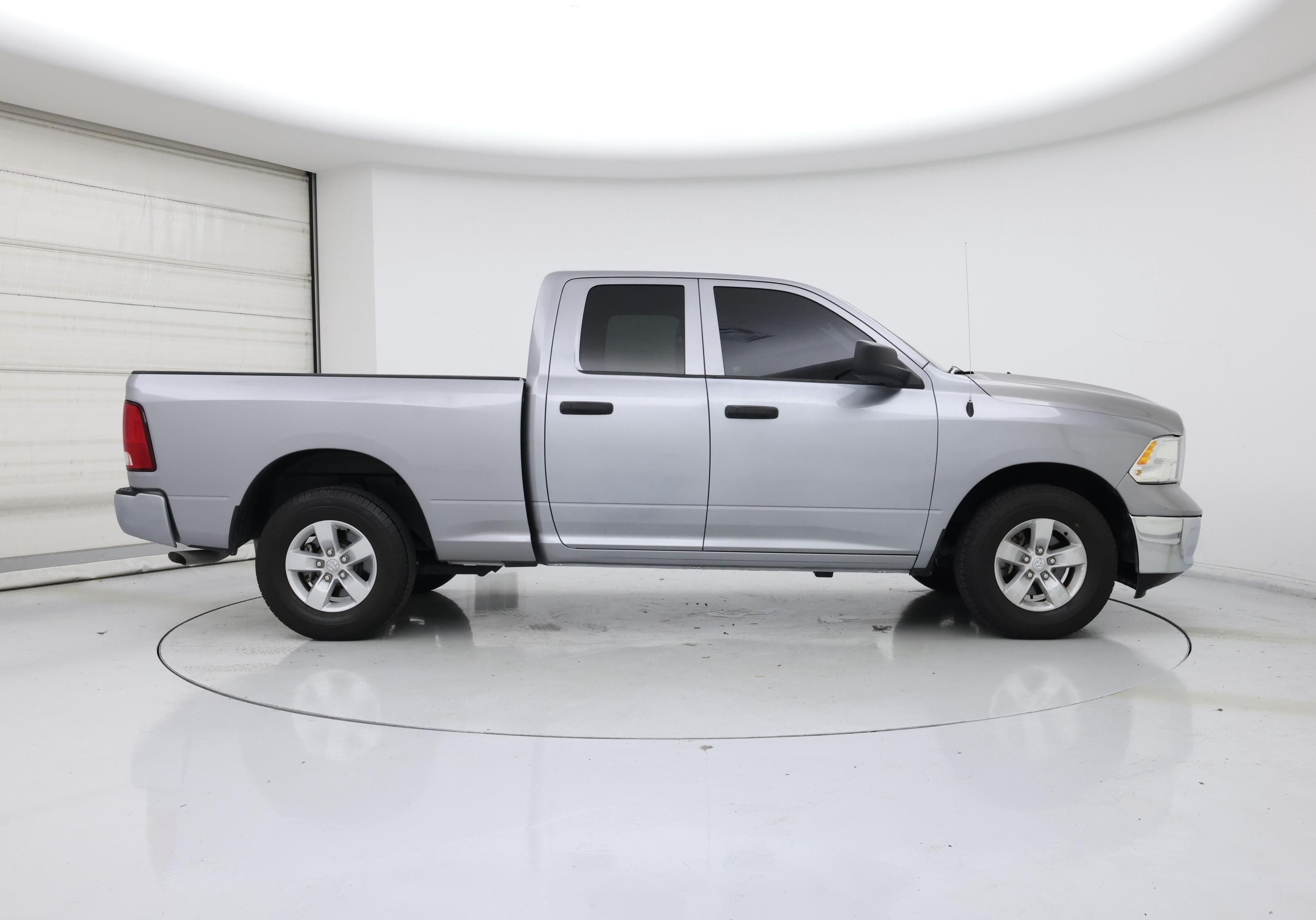 Thumbnail: 2024 RAM 1500 Classic - 7
