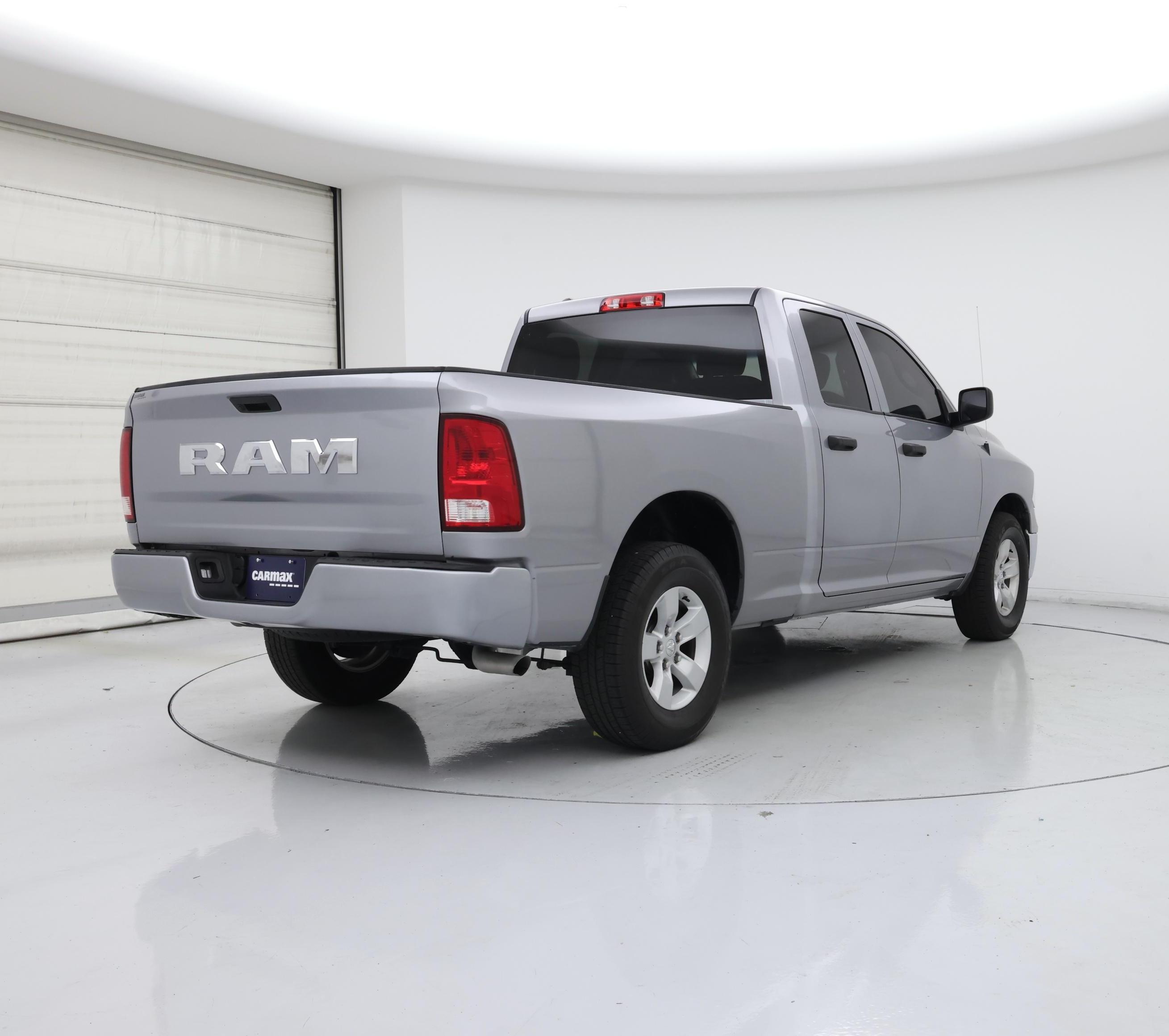 Thumbnail: 2024 RAM 1500 Classic - 8