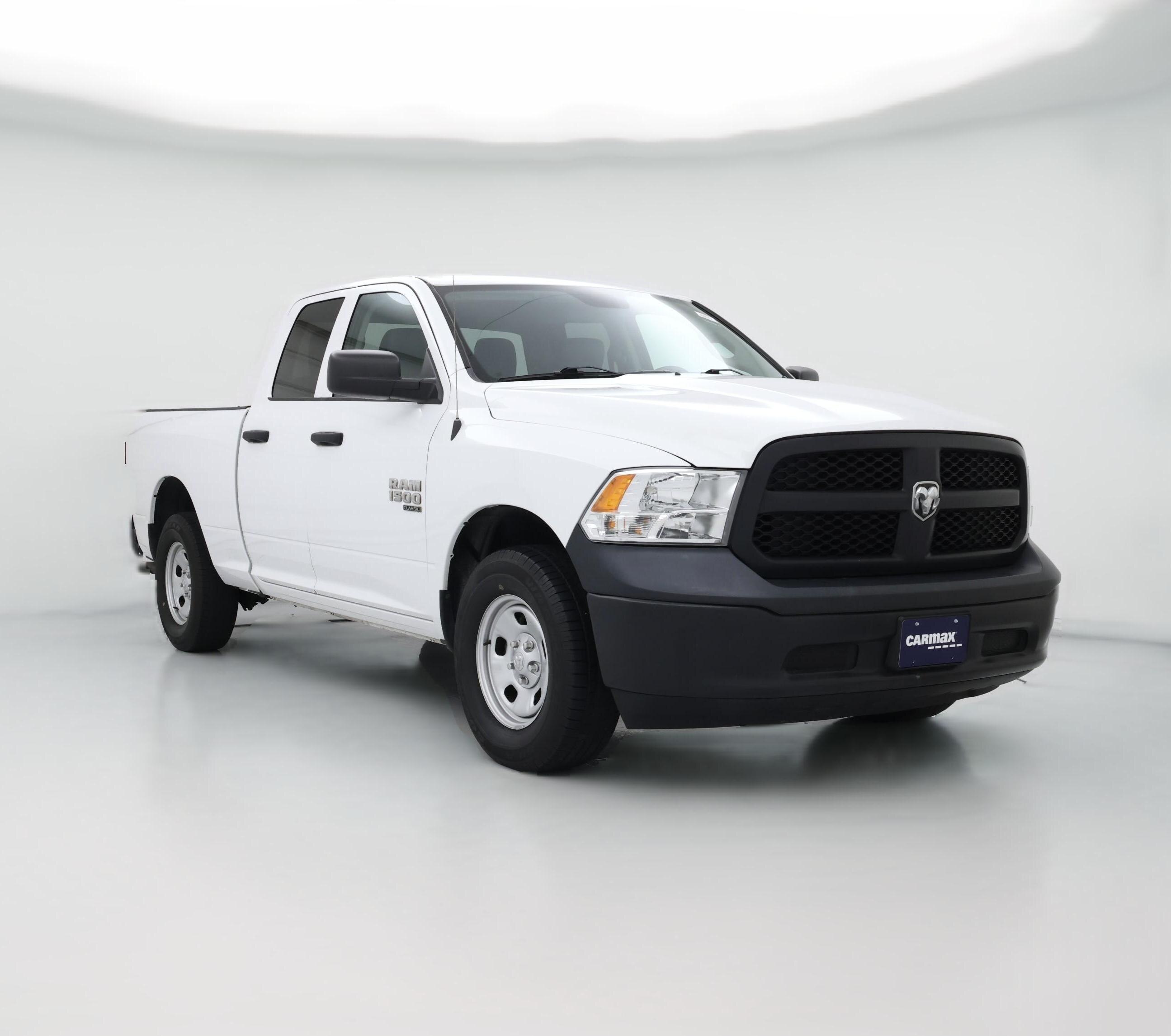Thumbnail: 2022 RAM 1500 Classic - 1