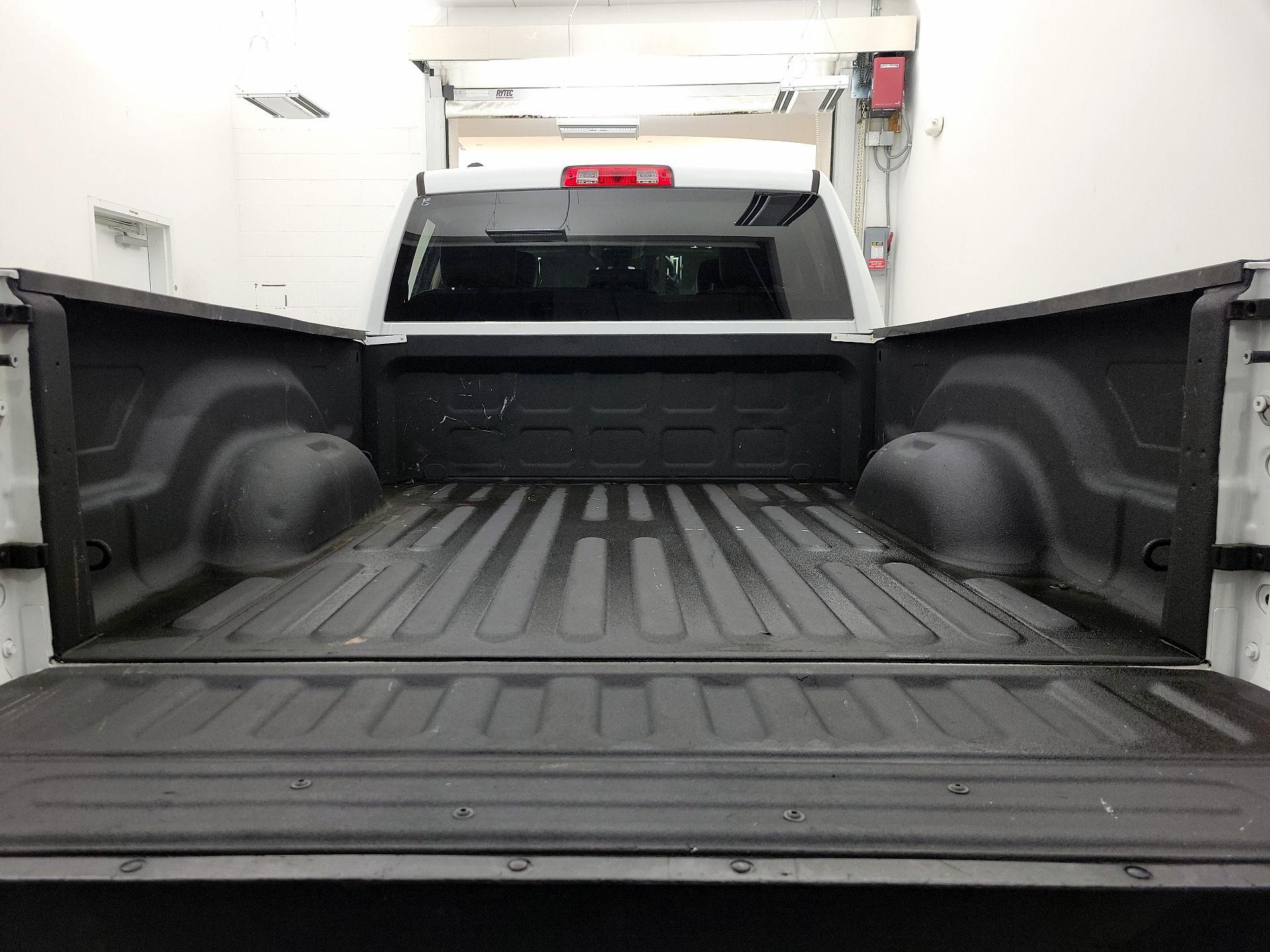 Thumbnail: 2022 RAM 1500 Classic - 20