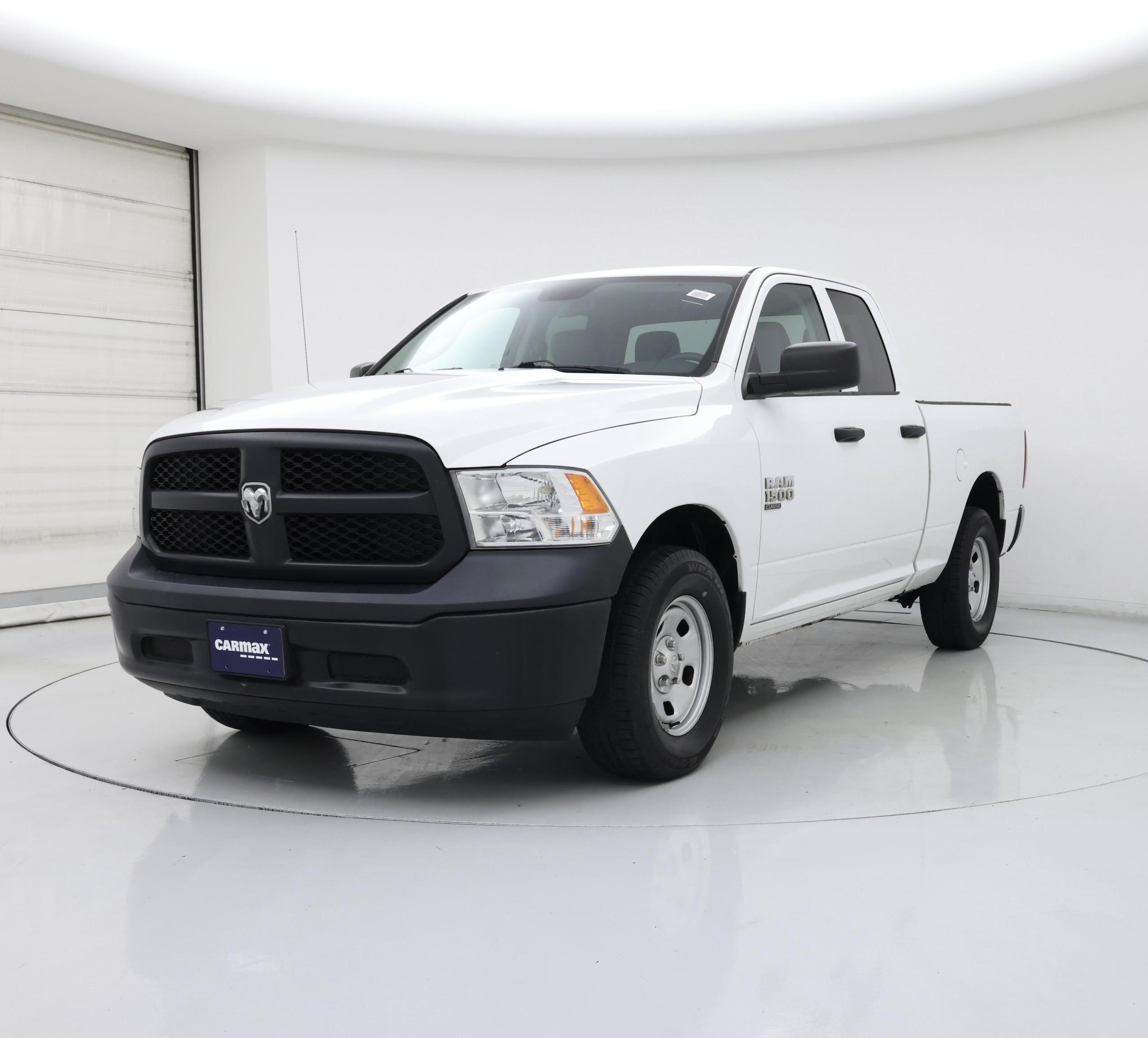 Thumbnail: 2022 RAM 1500 Classic - 4