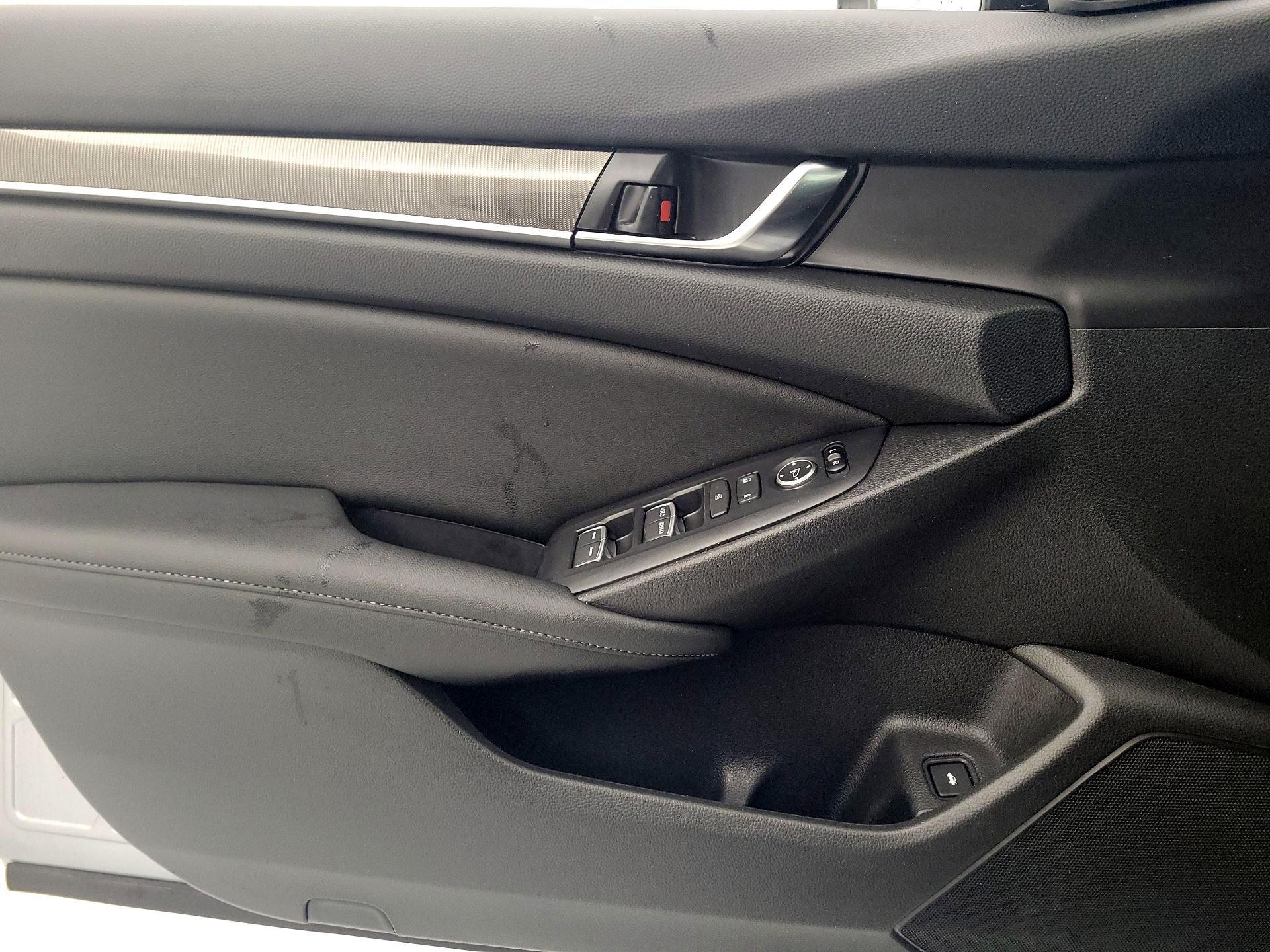 Thumbnail: 2020 Honda Accord - 12