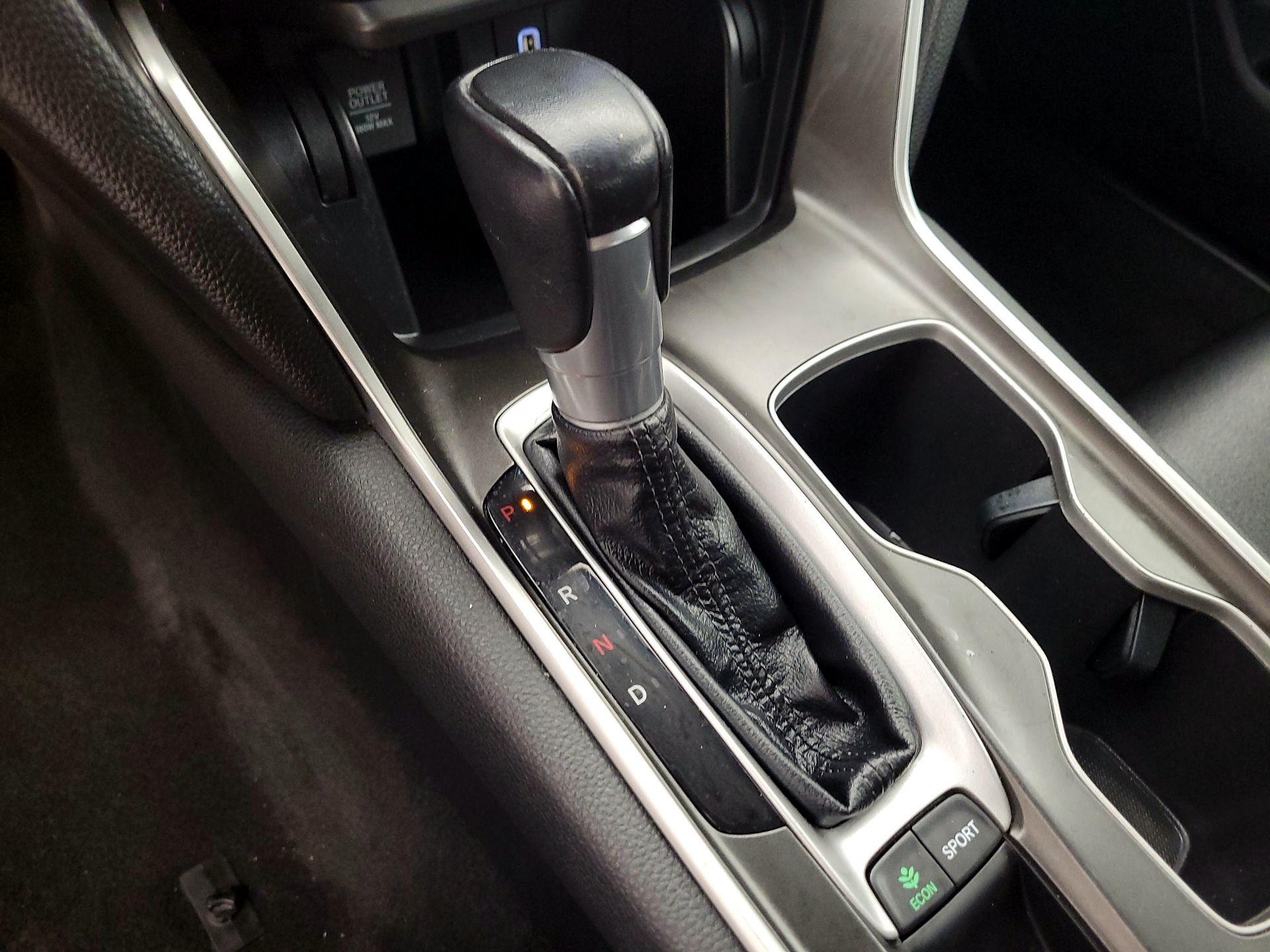 Thumbnail: 2020 Honda Accord - 17