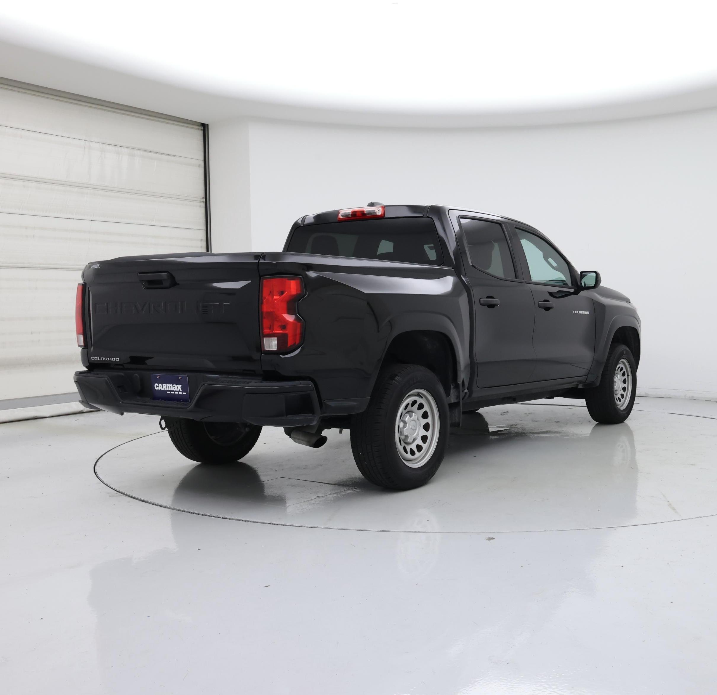 Thumbnail: 2023 Chevrolet Colorado - 8