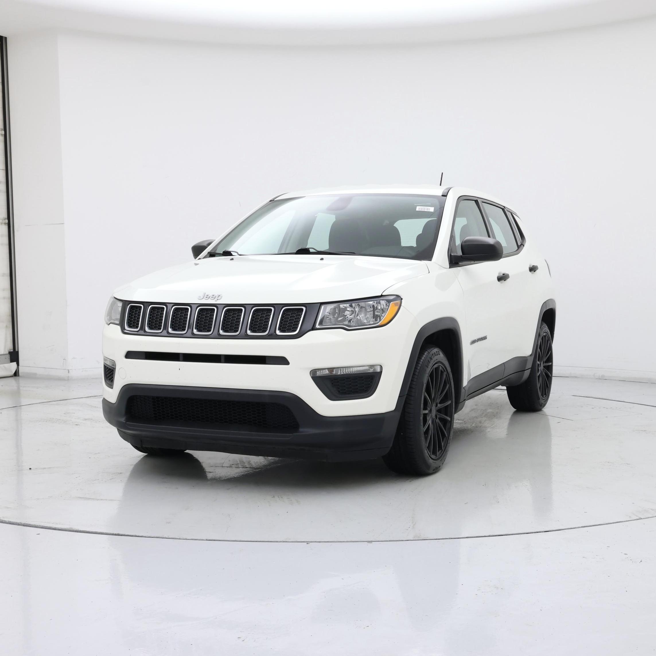 Thumbnail: 2021 Jeep Compass - 4