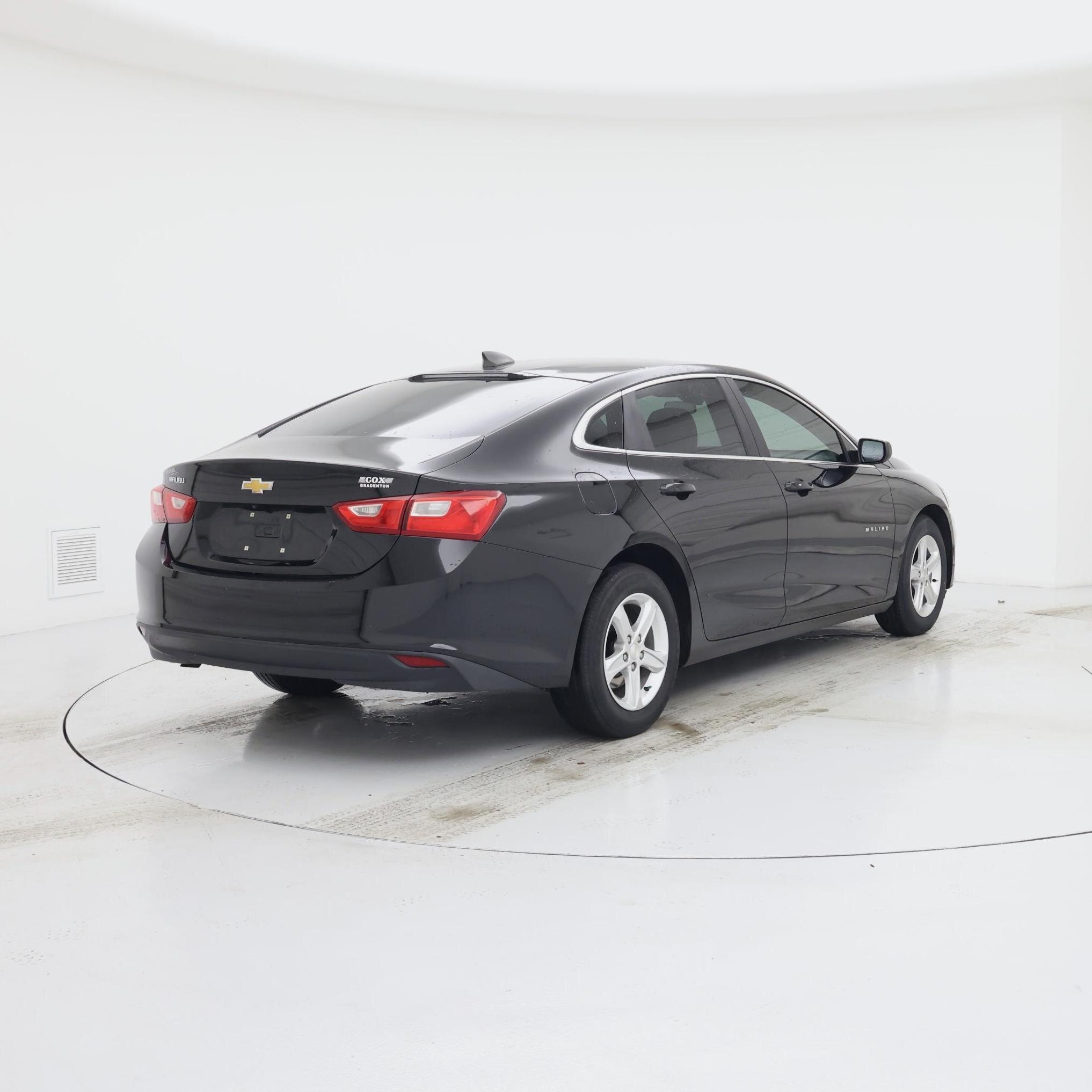 Thumbnail: 2020 Chevrolet Malibu - 8