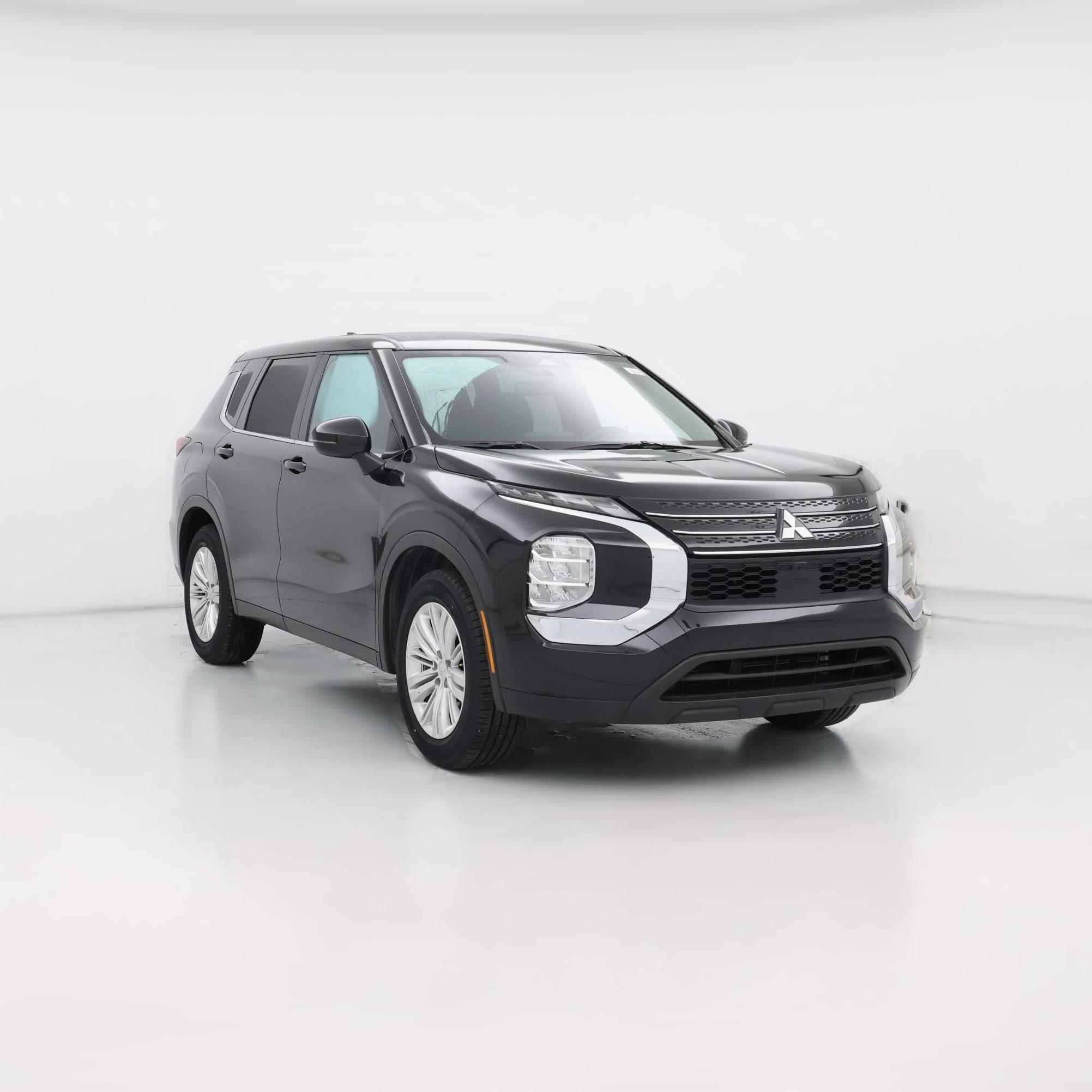 Thumbnail: 2024 Mitsubishi Outlander - 1