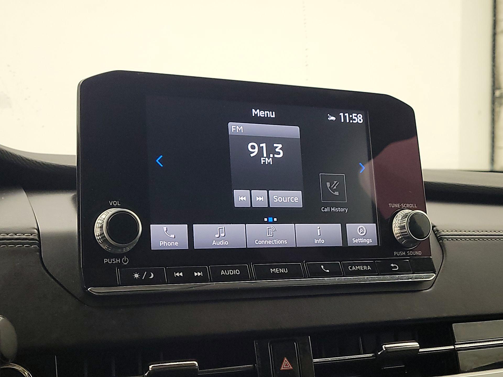 Thumbnail: 2024 Mitsubishi Outlander - 15