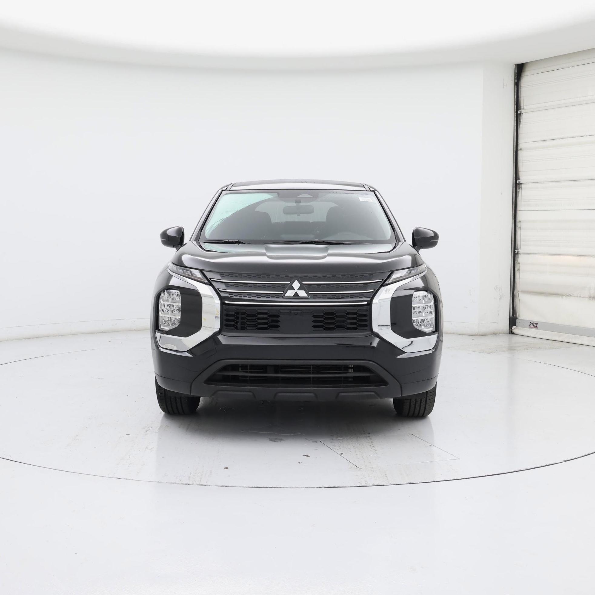 Thumbnail: 2024 Mitsubishi Outlander - 5