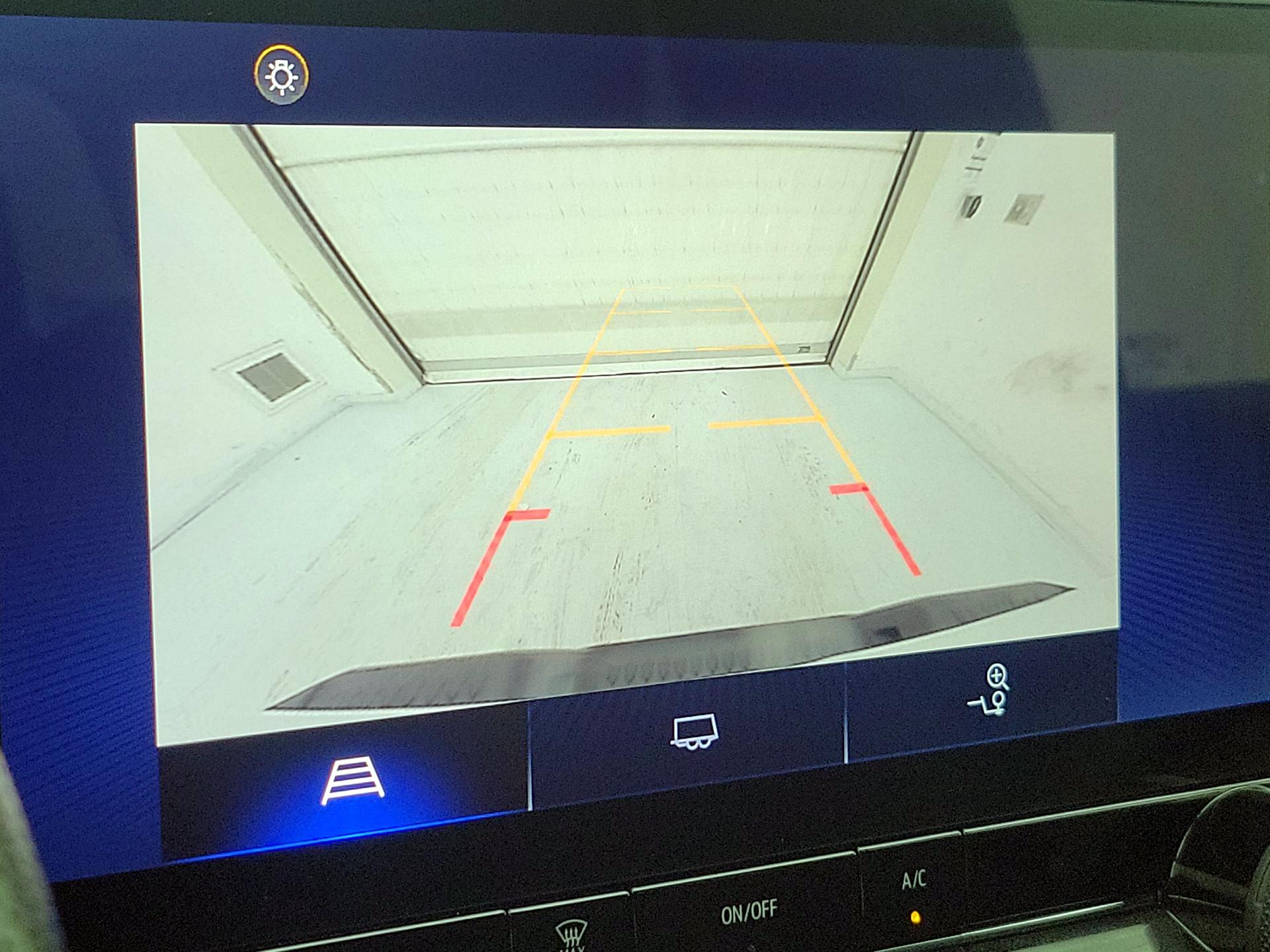 Thumbnail: 2023 Chevrolet Colorado - 13