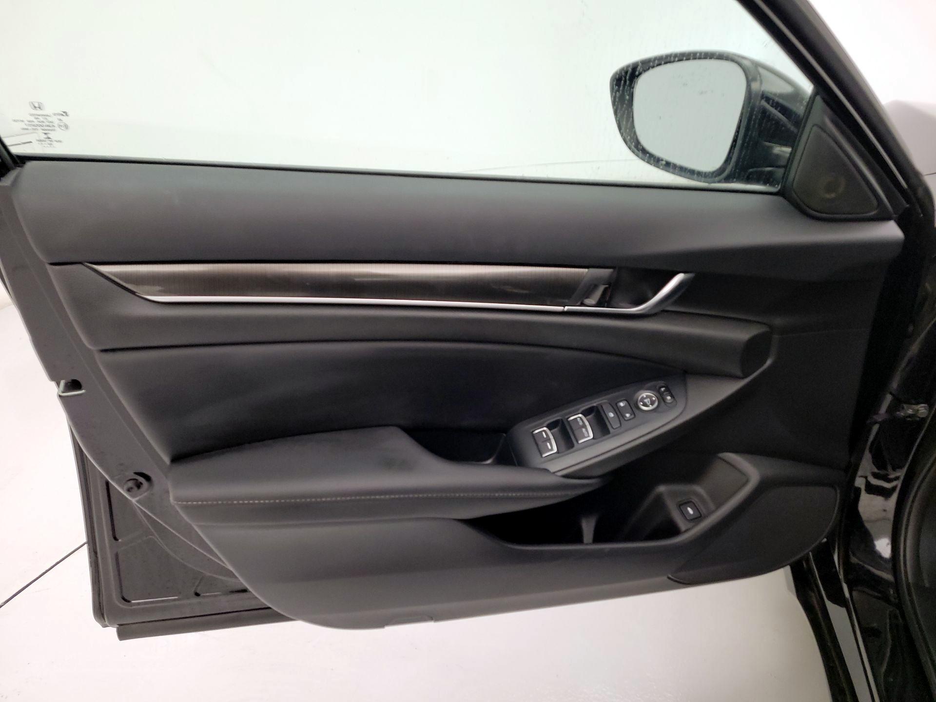 Thumbnail: 2022 Honda Accord - 12