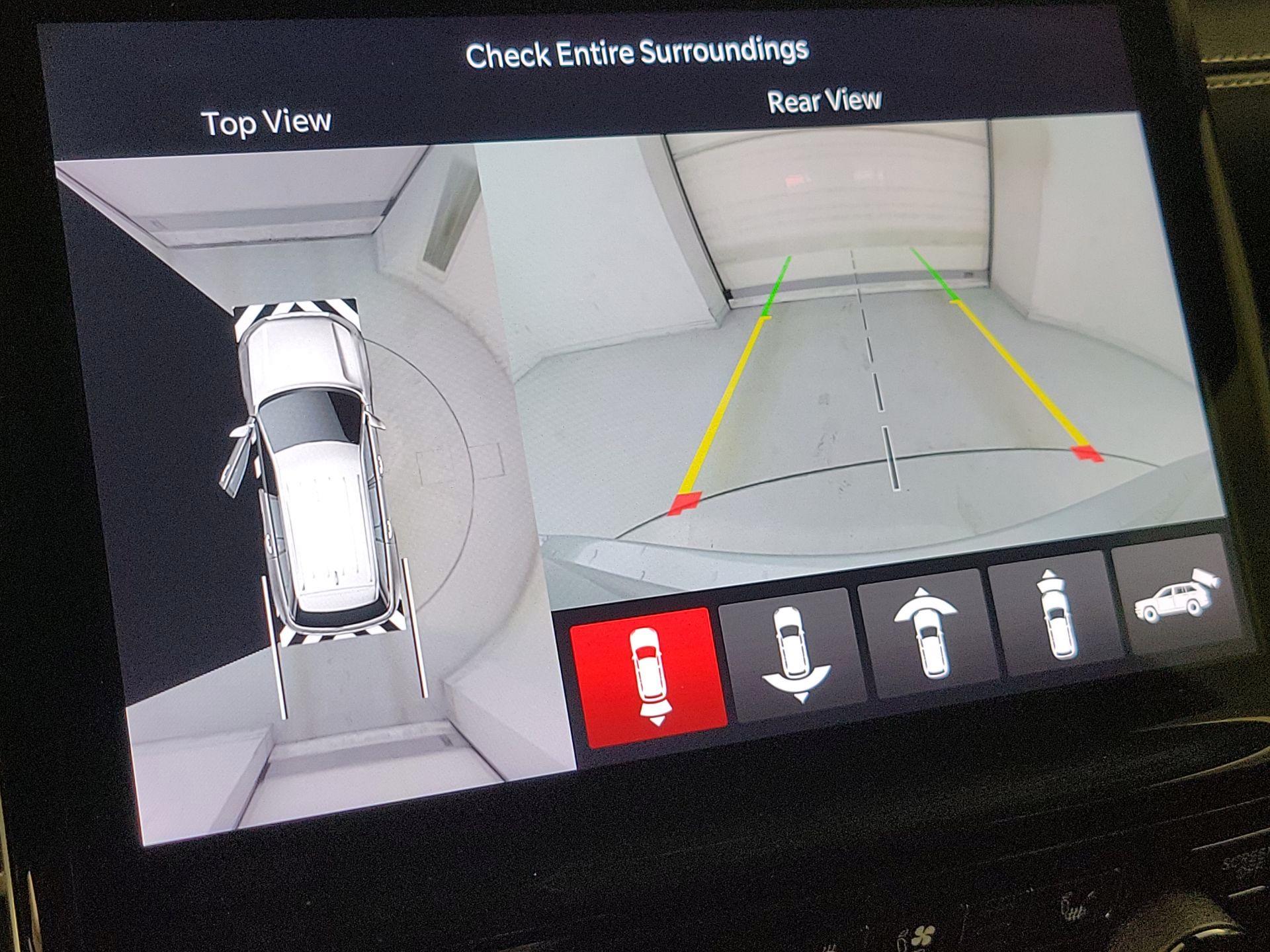 Thumbnail: 2023 Jeep Grand Cherokee - 15