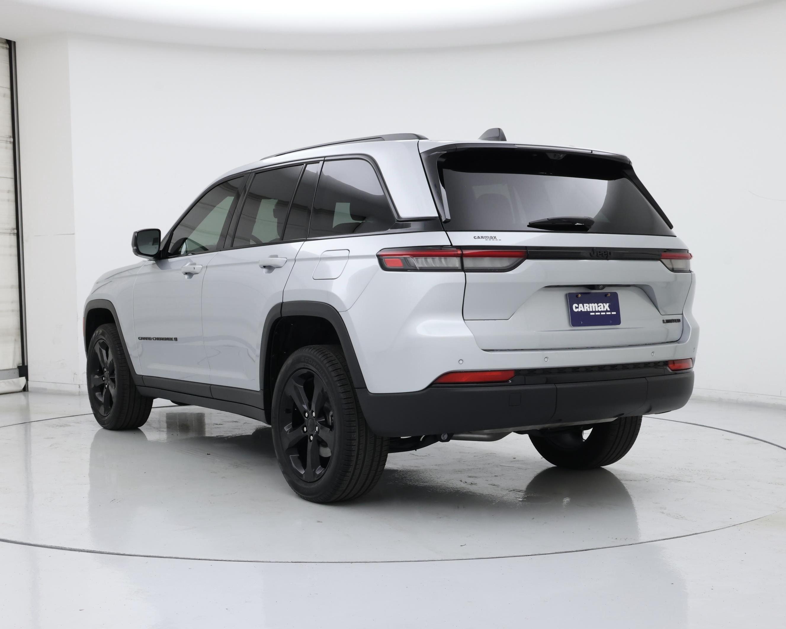 Thumbnail: 2023 Jeep Grand Cherokee - 2