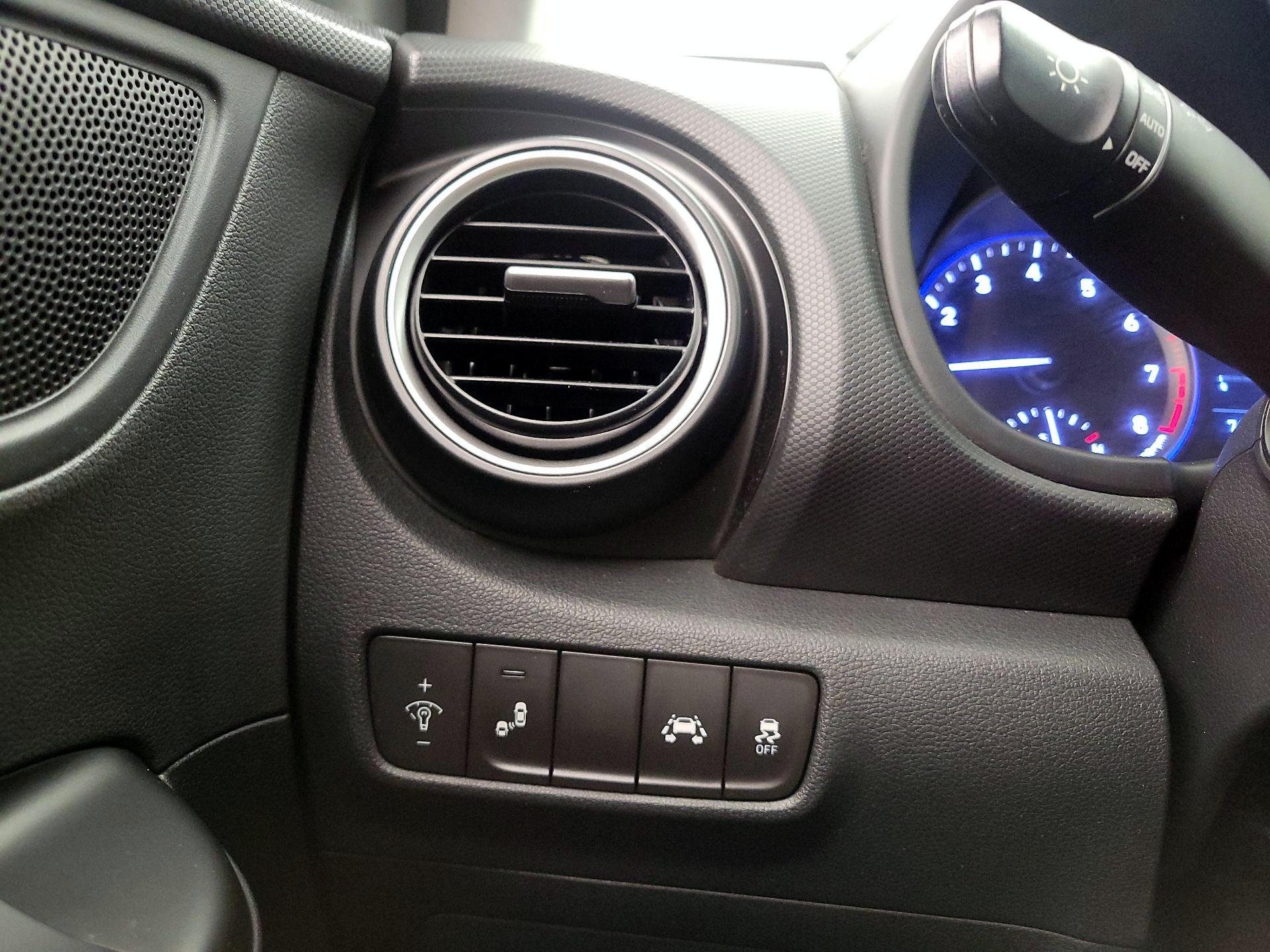 Thumbnail: 2020 Hyundai Kona - 13