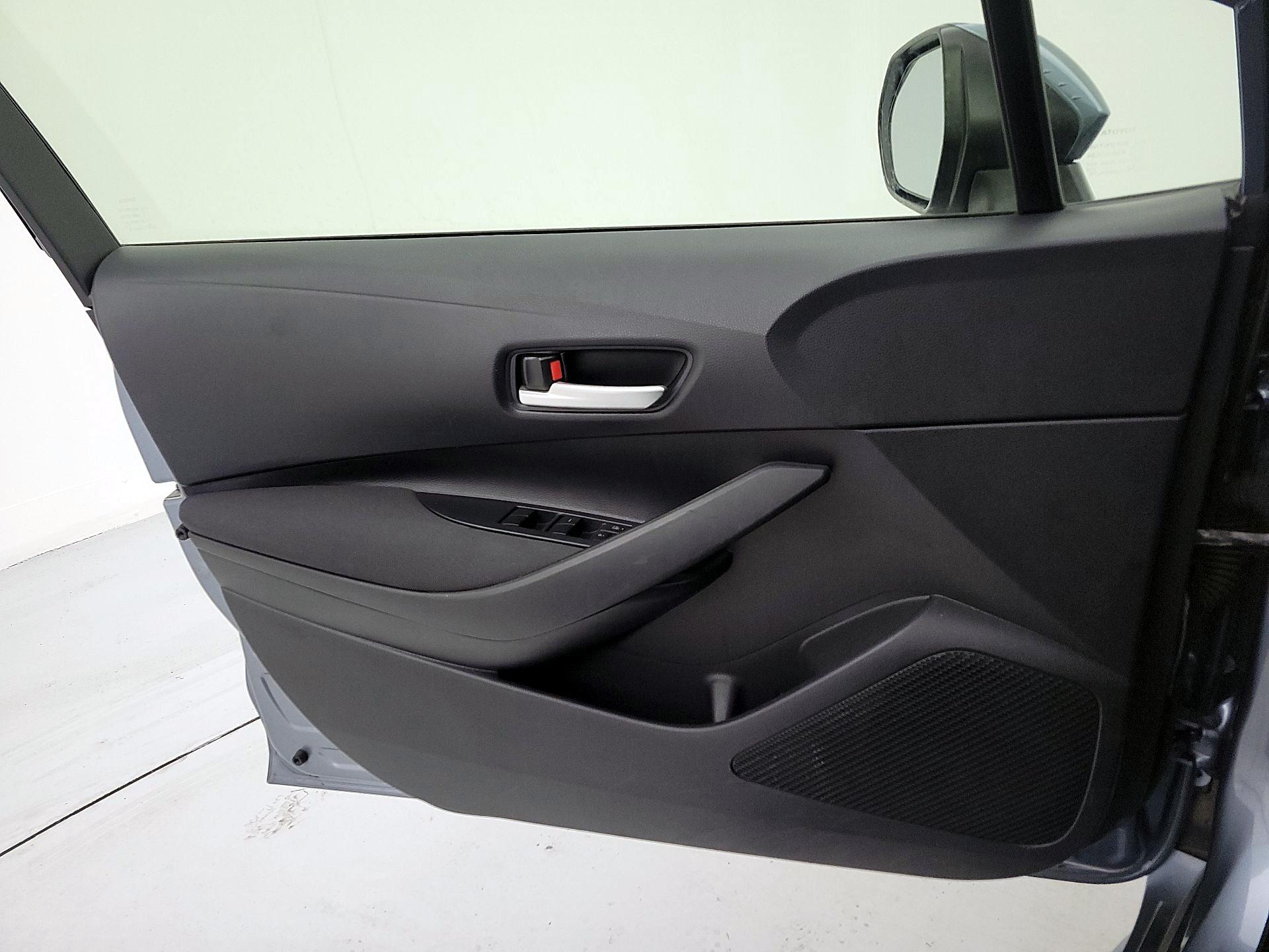 Thumbnail: 2021 Toyota Corolla - 12