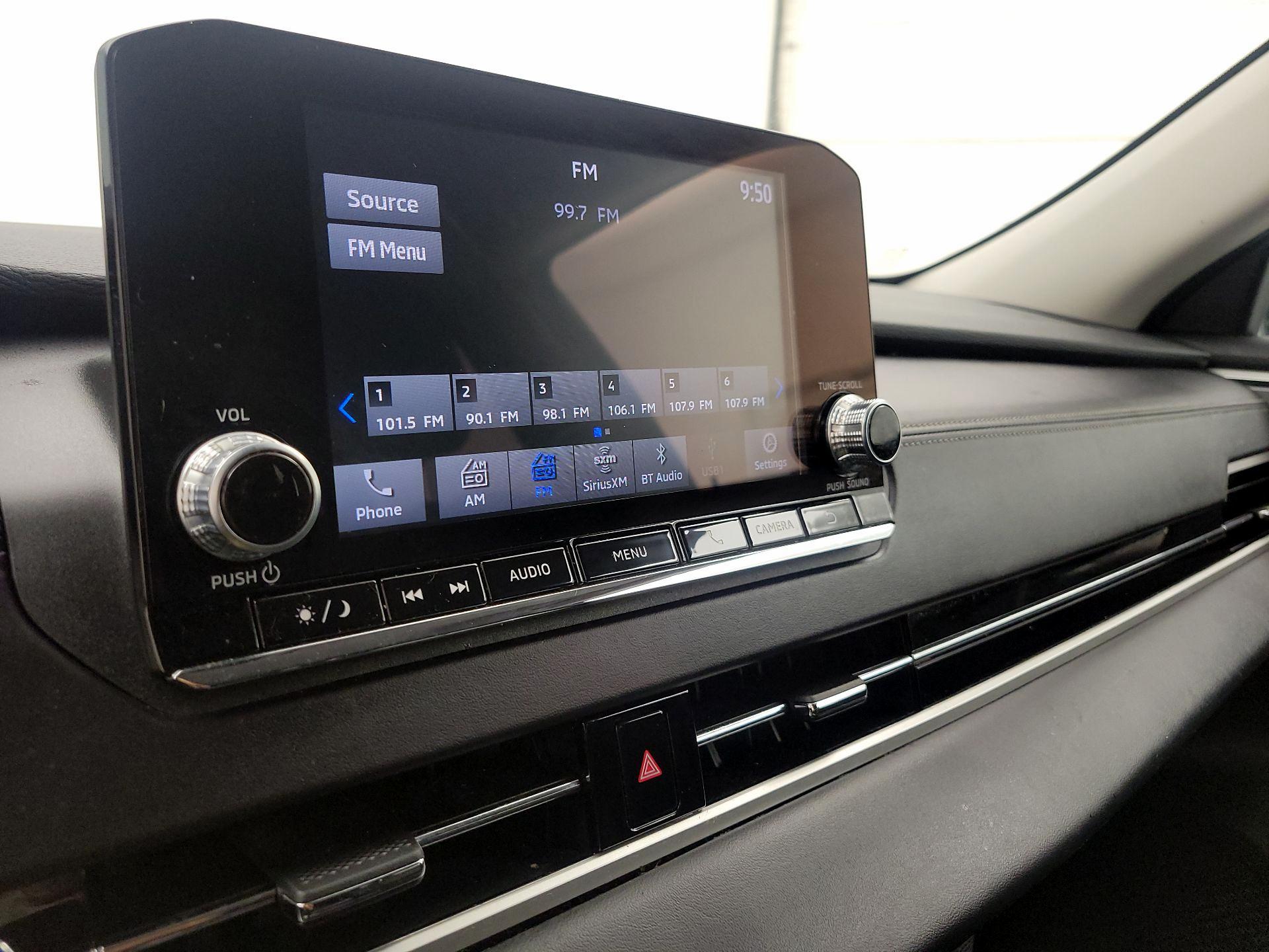 Thumbnail: 2024 Mitsubishi Outlander - 15