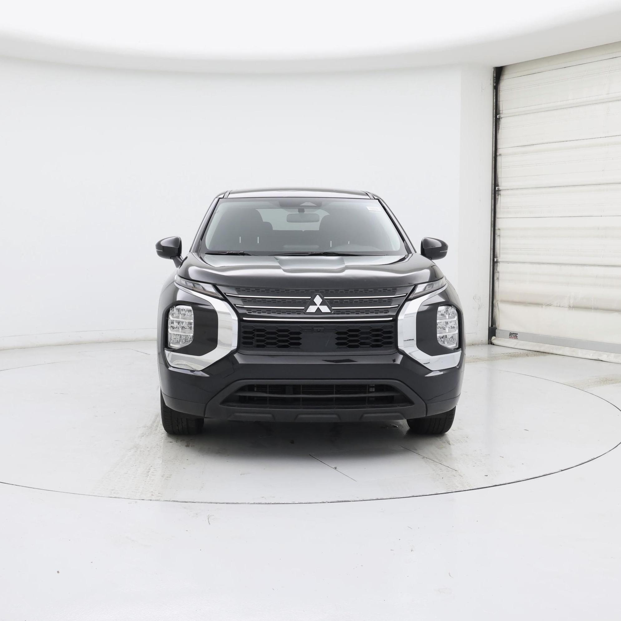 Thumbnail: 2024 Mitsubishi Outlander - 5