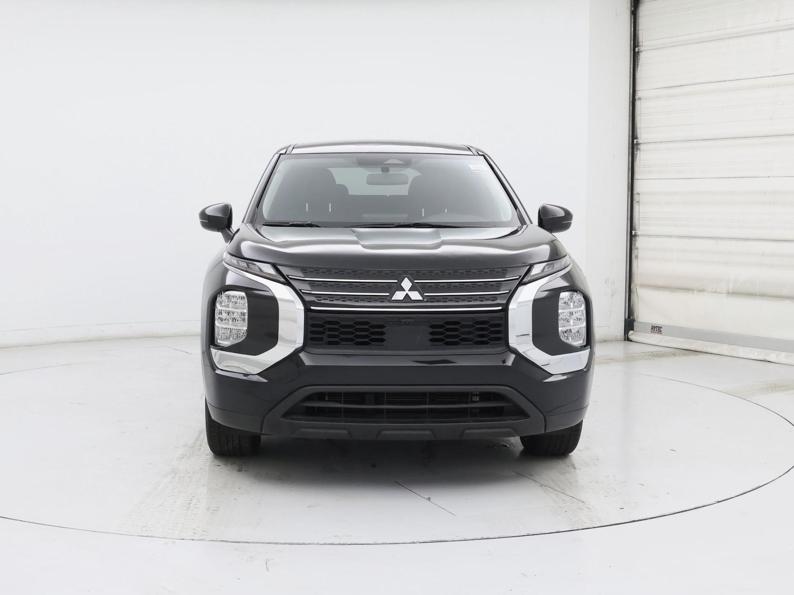 2024 Mitsubishi Outlander ES - Photo 6