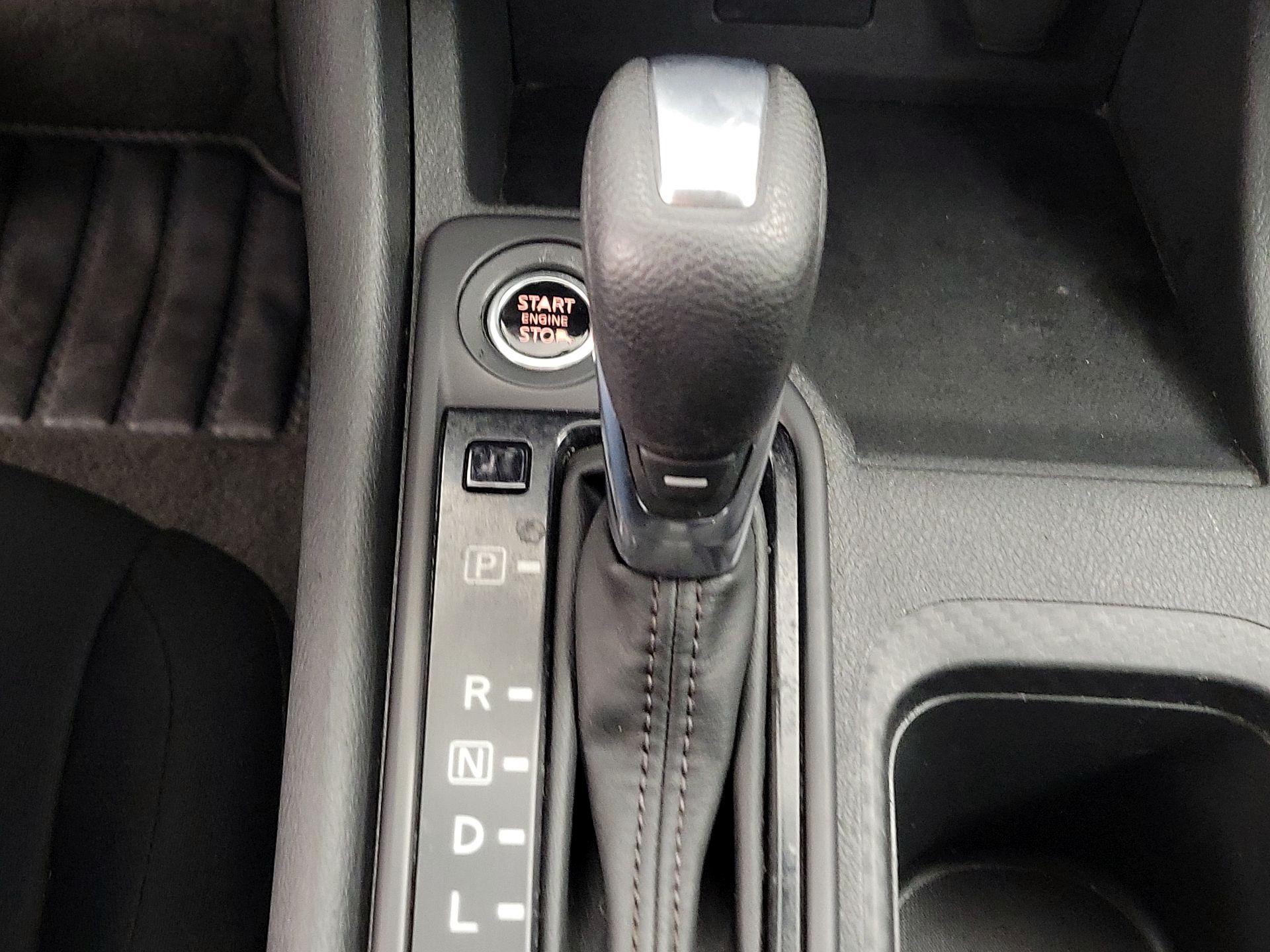 Thumbnail: 2023 Nissan Sentra - 17