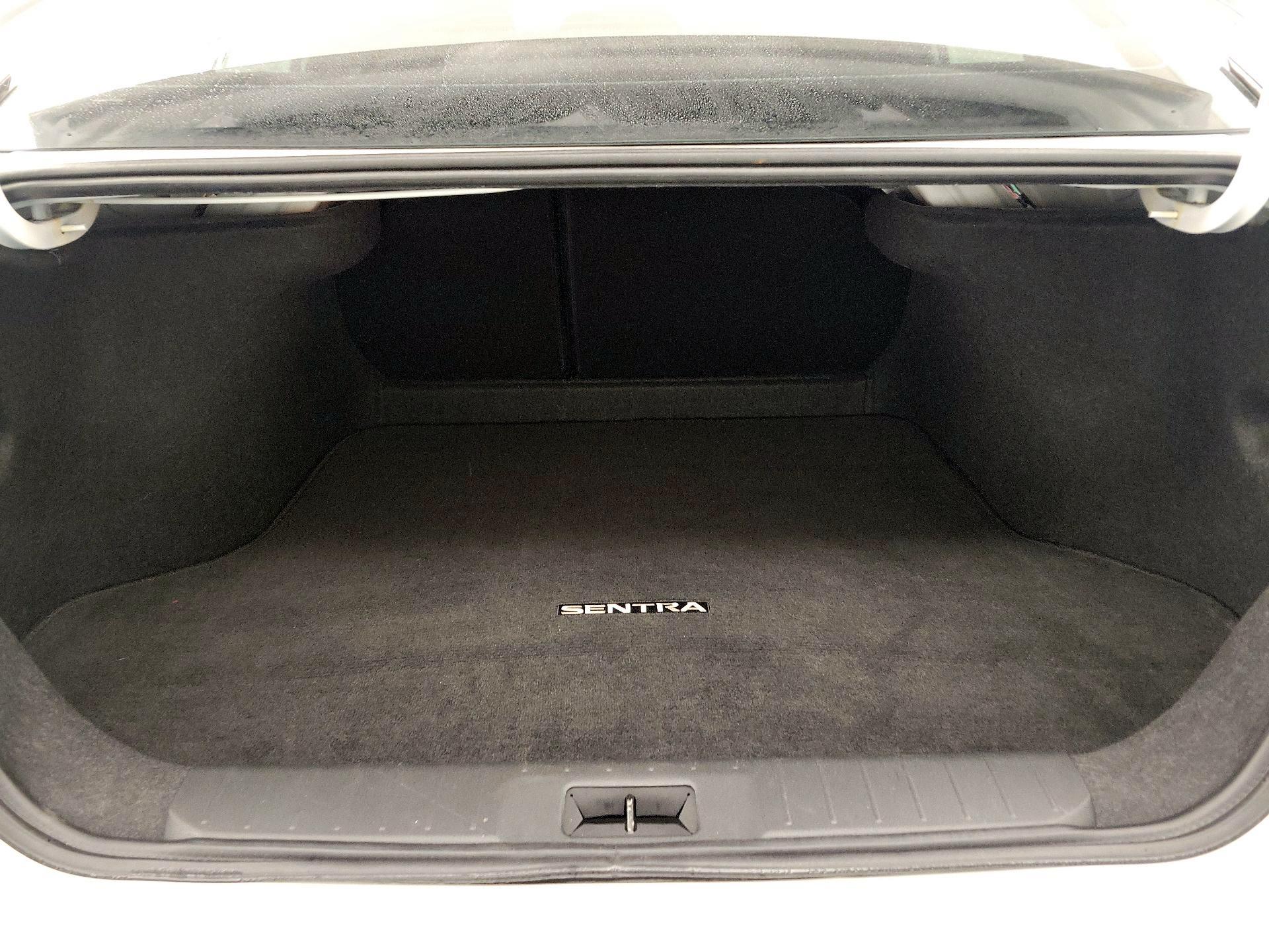 Thumbnail: 2023 Nissan Sentra - 20