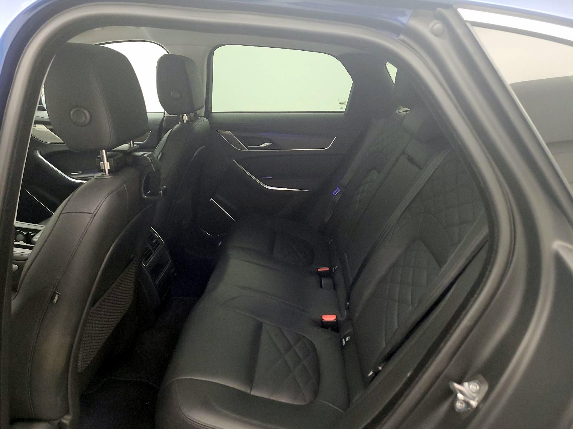 Thumbnail: 2023 Jaguar F-Pace - 18