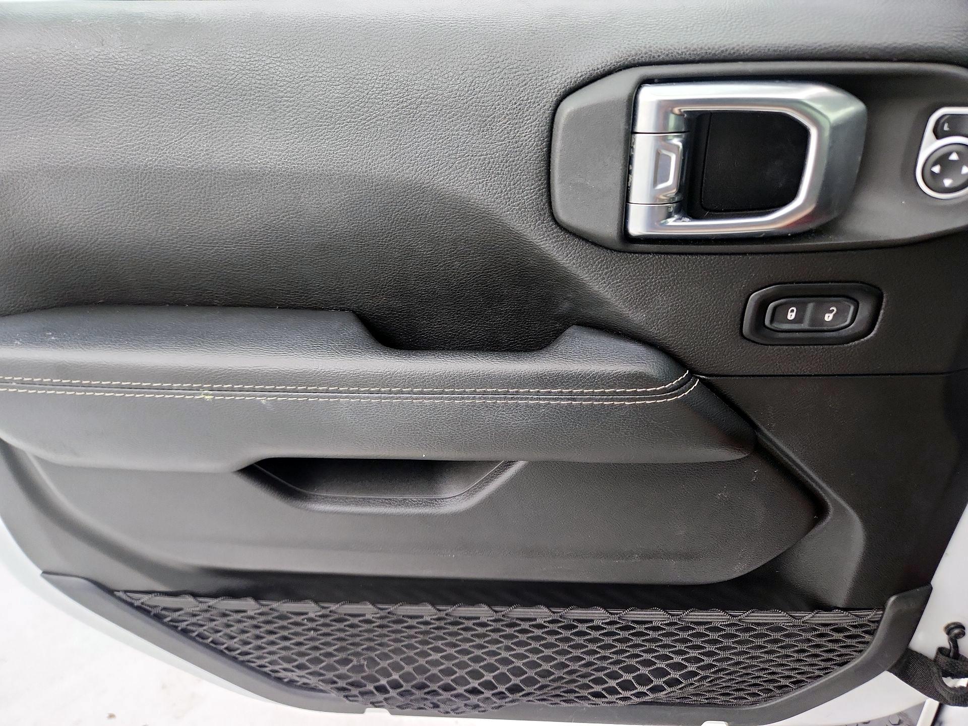 Thumbnail: 2021 Jeep Wrangler - 12