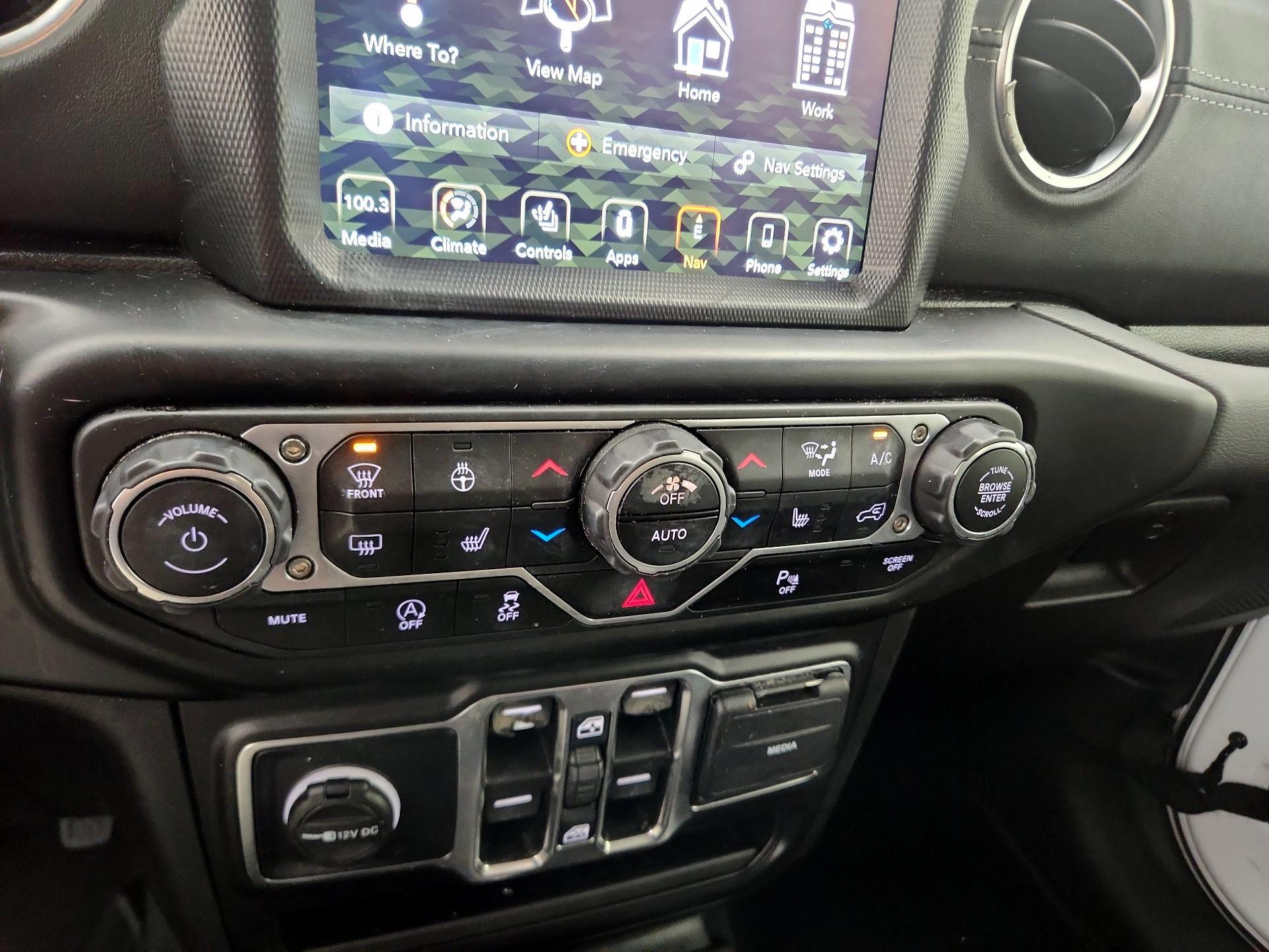 Thumbnail: 2021 Jeep Wrangler - 17