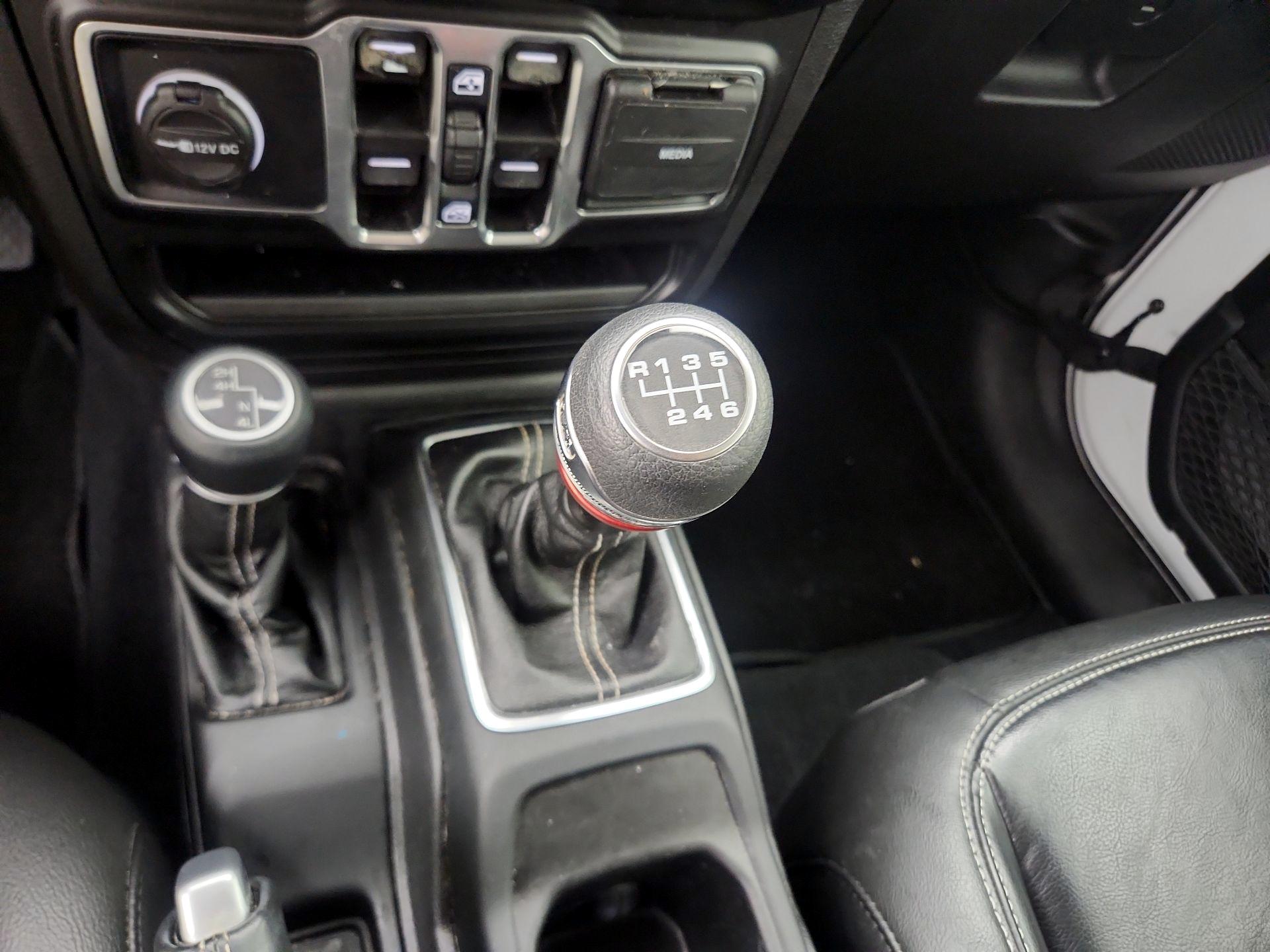 Thumbnail: 2021 Jeep Wrangler - 18