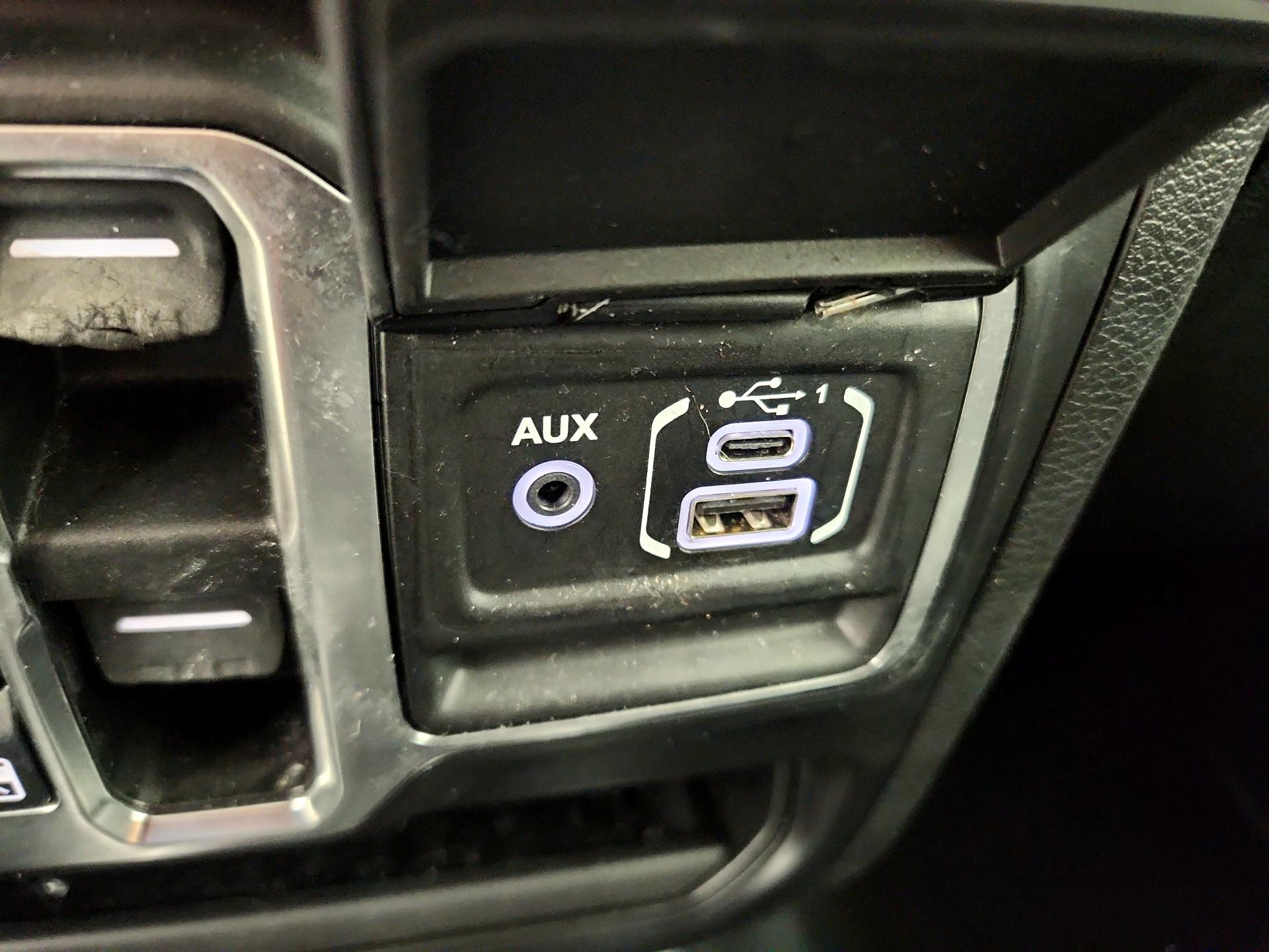 Thumbnail: 2021 Jeep Wrangler - 19