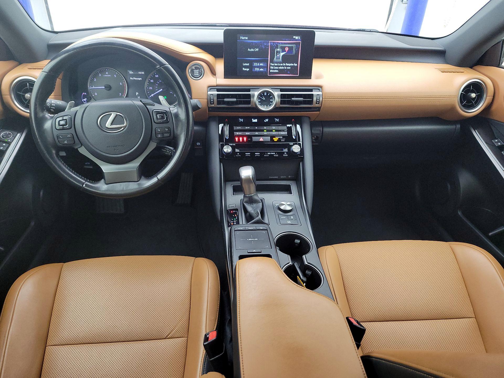 Thumbnail: 2022 Lexus IS - 9