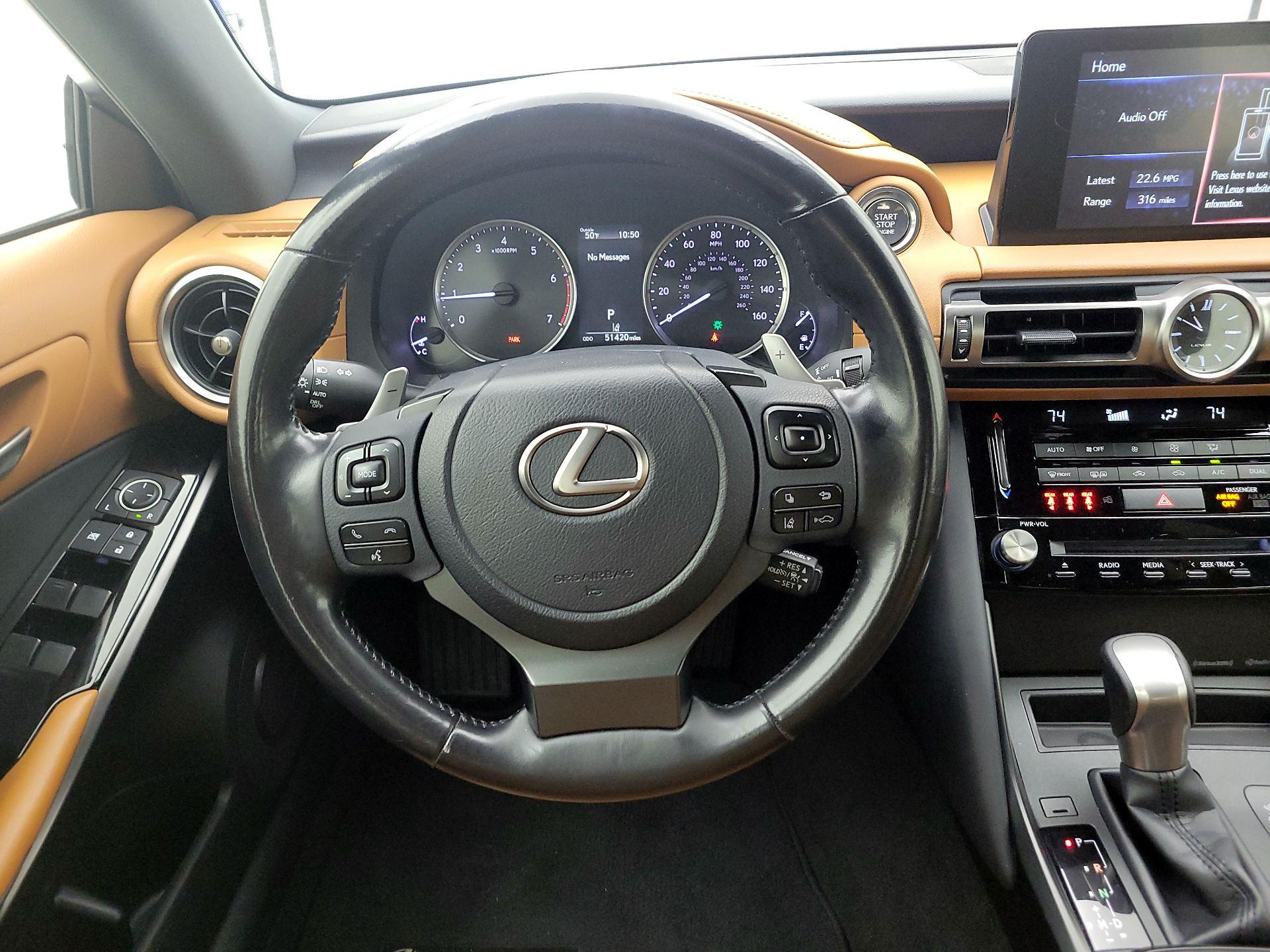 Thumbnail: 2022 Lexus IS - 10