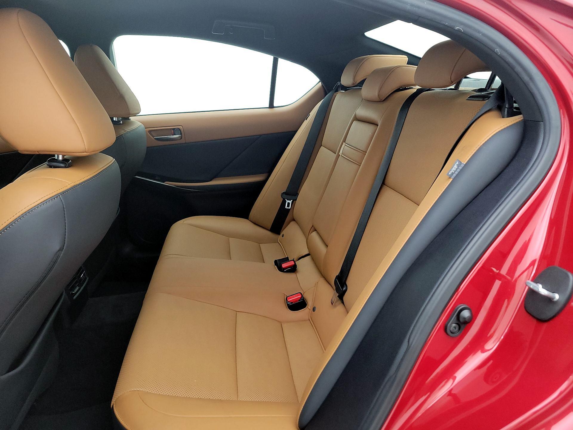 Thumbnail: 2022 Lexus IS - 19