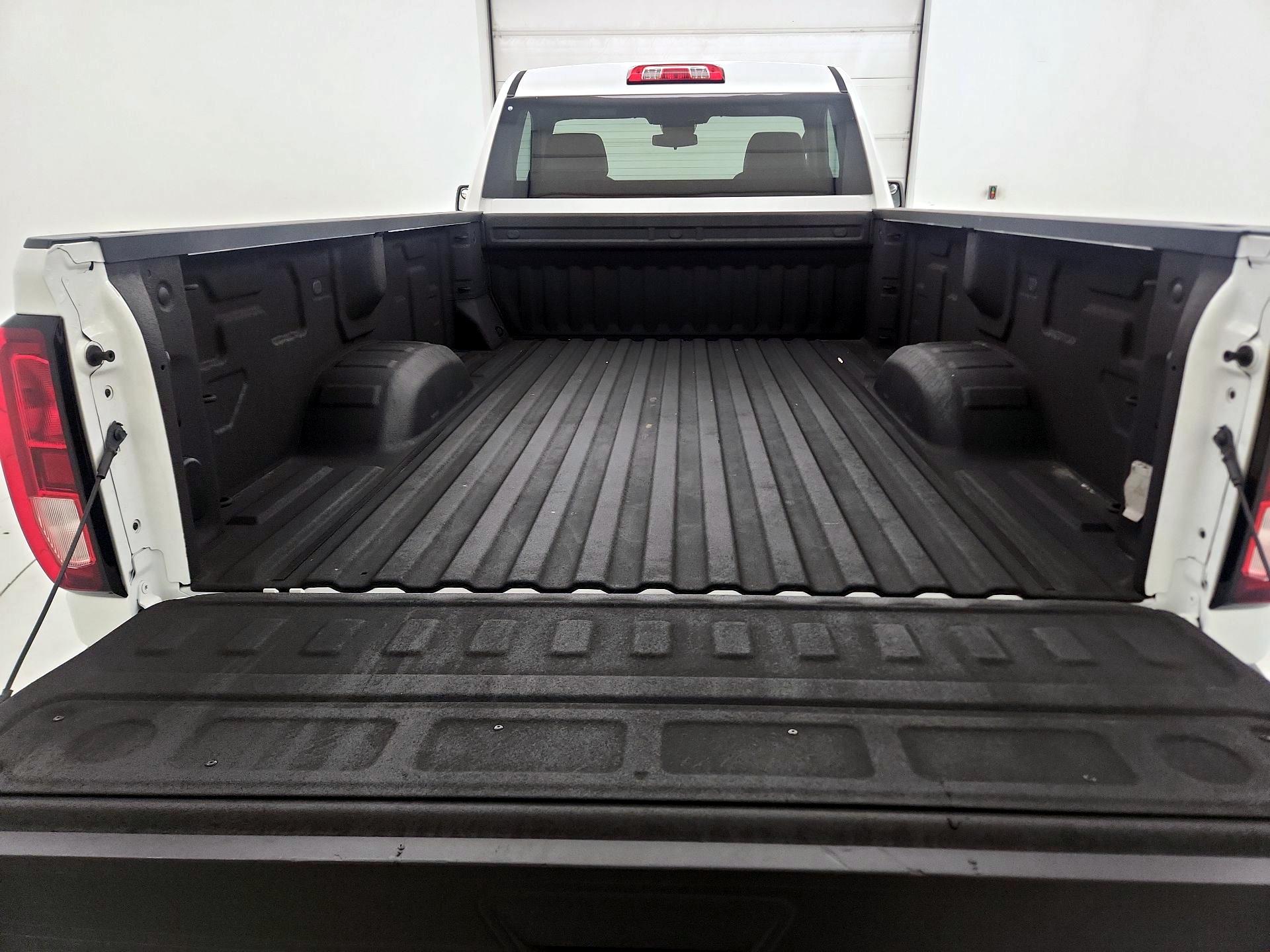 Thumbnail: 2024 GMC Sierra 2500 - 19