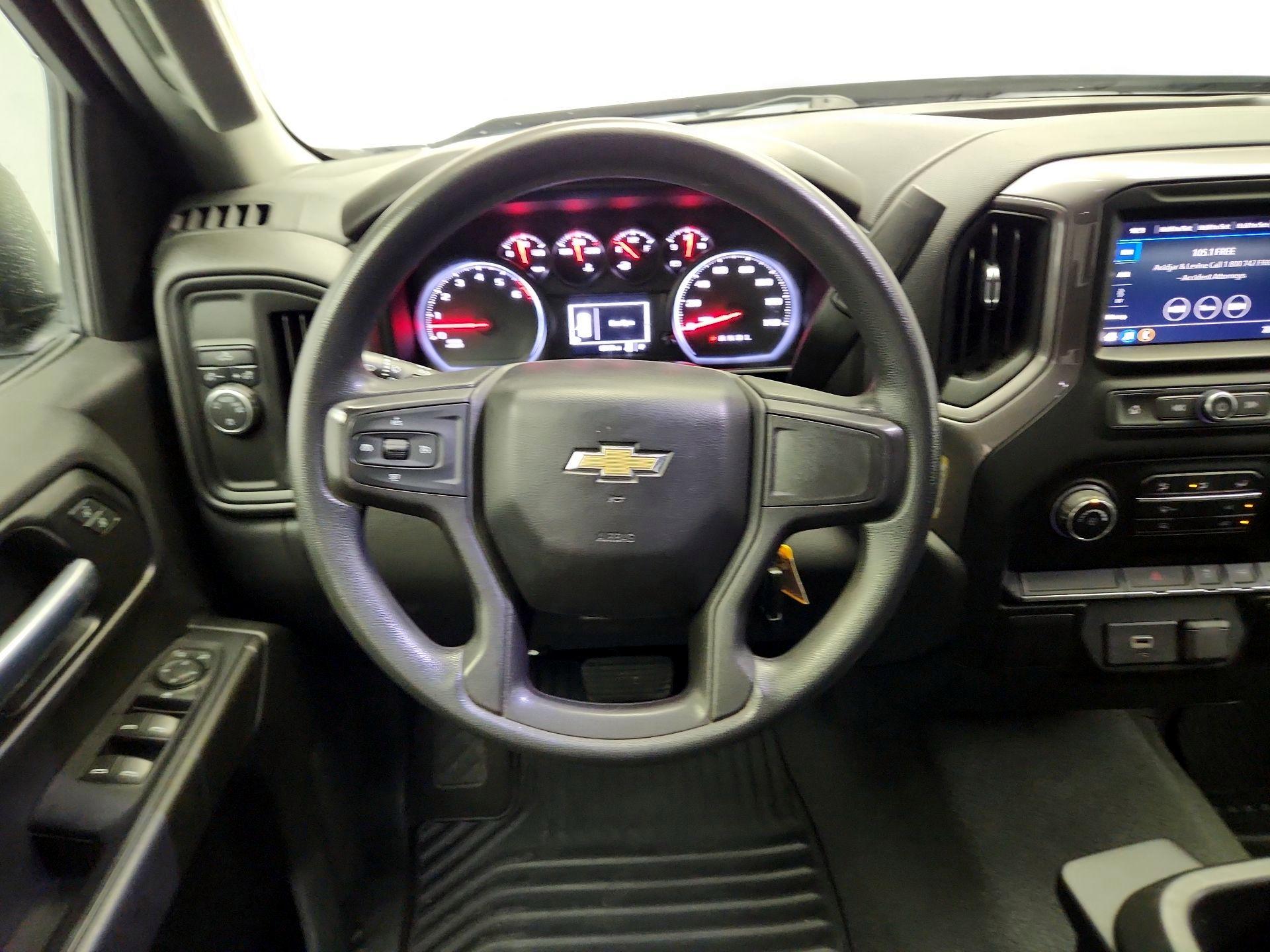 Thumbnail: 2019 Chevrolet Silverado 1500 - 10
