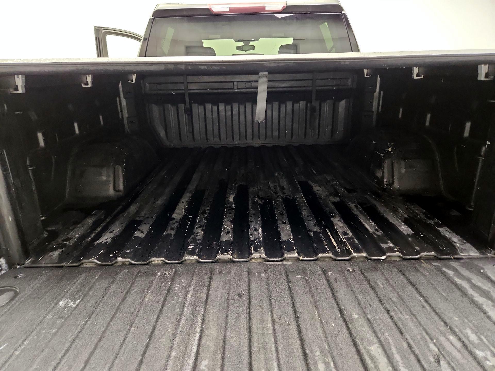 Thumbnail: 2019 Chevrolet Silverado 1500 - 20