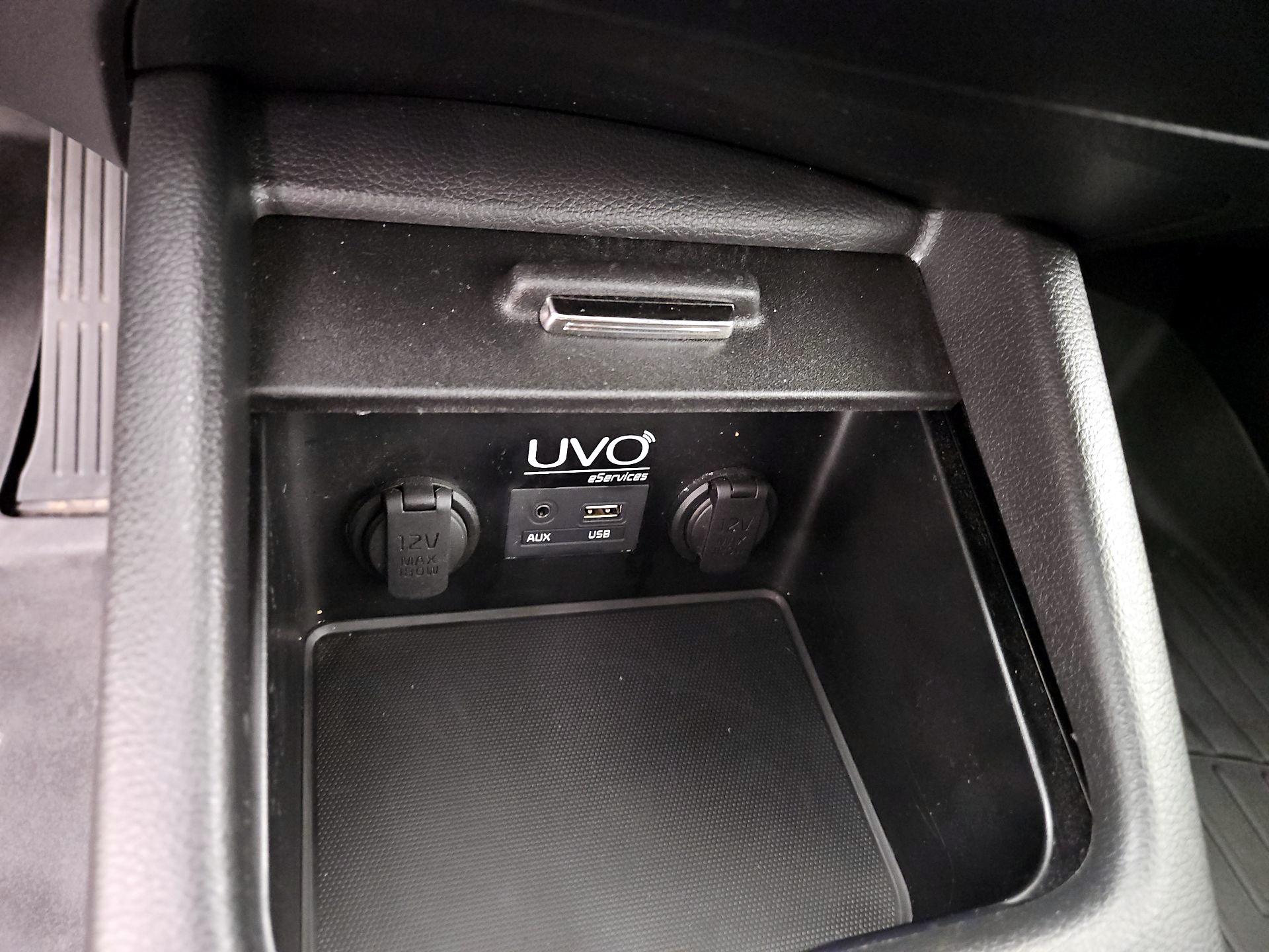 Thumbnail: 2016 Kia Forte - 19